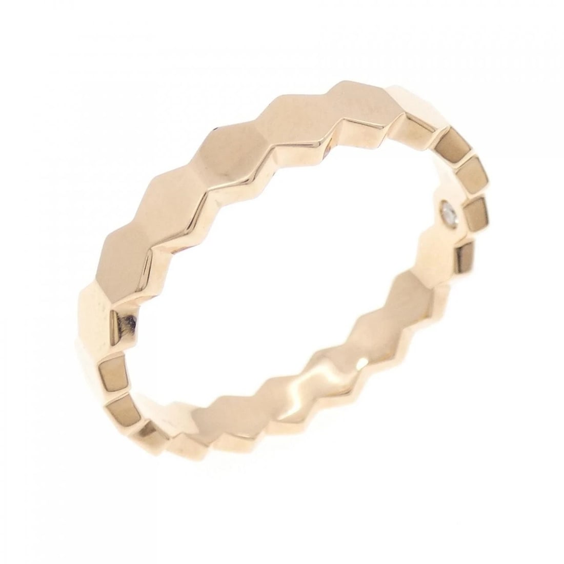 CHAUMET BEE MY LOVE RING: CHAUMET Bee My Love Ring Brand: CHAUMET Type: Ring Material: 750 Pink Gold Main Stone Diamond (Inside) Color: Pink Gold Size: 10.5 (US size) Accessories: None Accessories Notice: When
