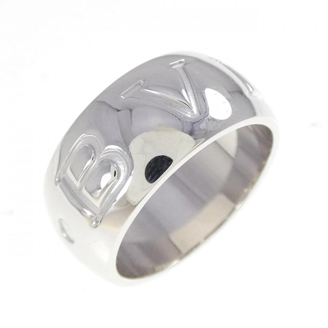 BVLGARI MONOROGO RING: Bvlgari Monorogo Ring Brand: BVLGARI Type: Ring Material: 750 White Gold Color: White Gold Size: 7-7.5 (US size) Accessories: None Accessories Notice: When purchasing pre-owned goods, plea