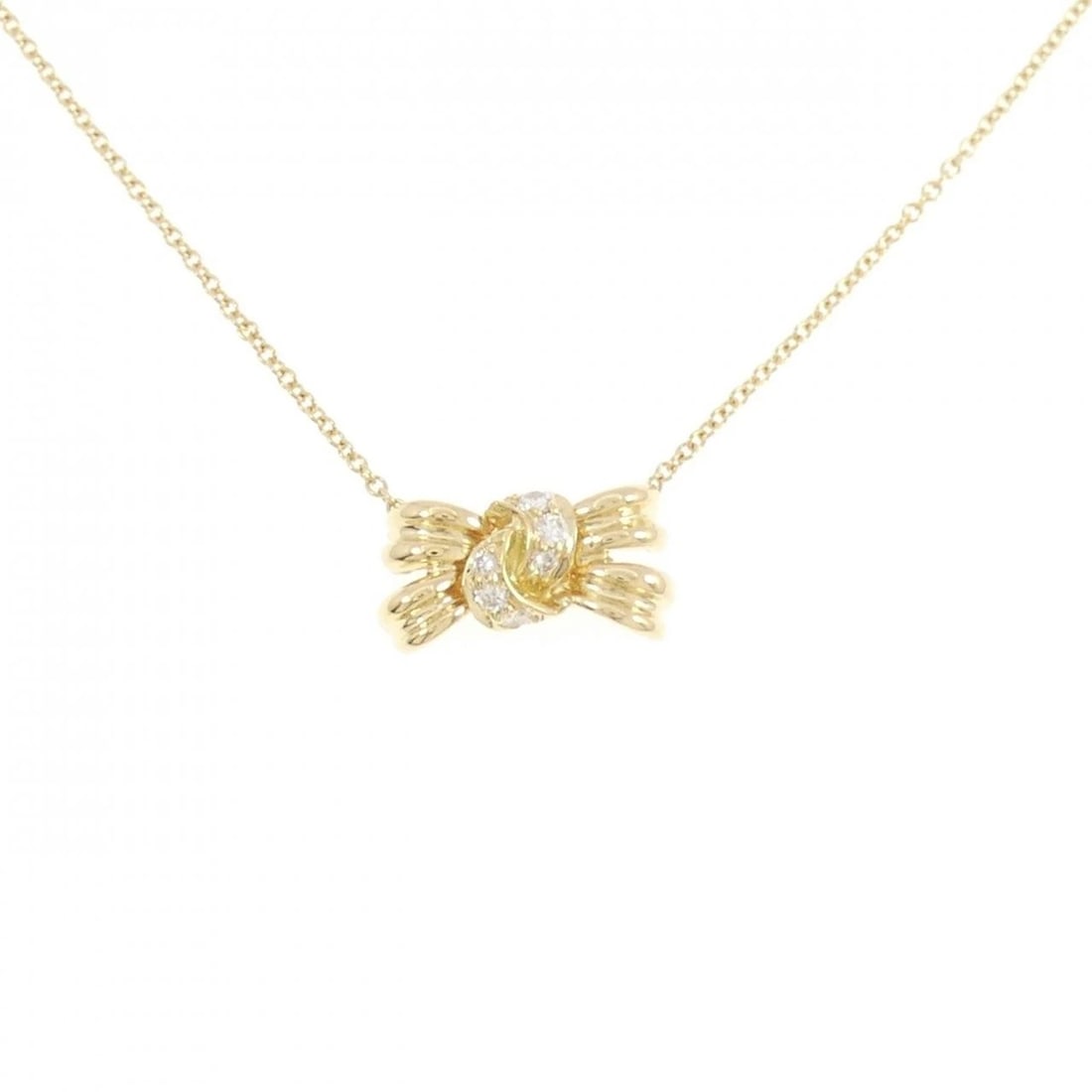 TIFFANY DIAMOND NECKLACE: Tiffany Diamond Necklace Brand: Tiffany Type: Necklace Material: 750 Yellow Gold Main Stone Natural Color: Yellow Gold Size: 42cm ActualSize Pendant top H x W: 7.7mmx14.6mm Chain Max. W: 1.0mm