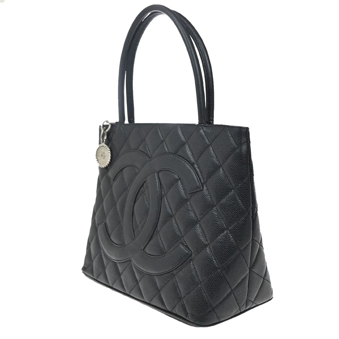 CHANEL MEDALLION MATELASSE SHOULDER BAG GRAINED CALFSKIN LEATHER BLACK: CHANEL Medallion Matelasse Shoulder Bag Grained Calfskin Leather Black Brand: CHANEL Type: Shoulder Bag Material: Grained Calfskin Leather Color: Black Size: W 11.8 x H 9.4 x D 5.9 " (approx.) SHO