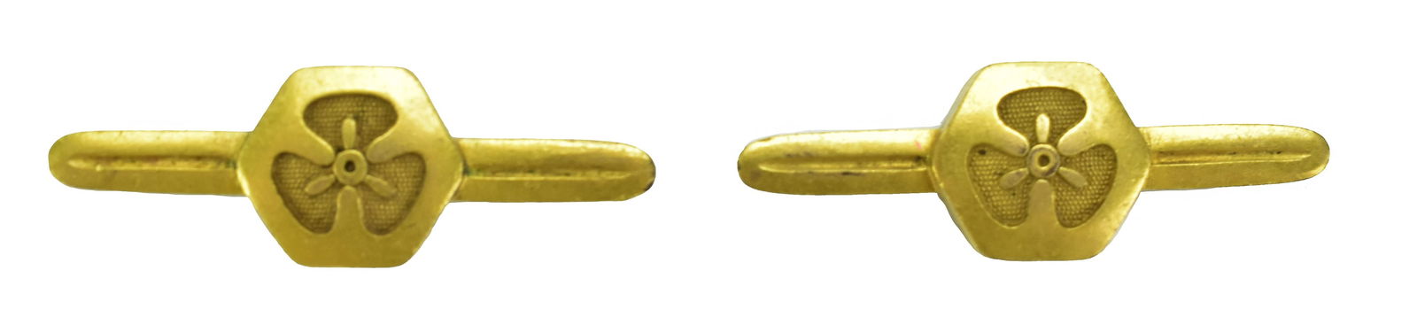 MENUKI WITH MON MOTIF: Menuki with Mon Motif Description: Menuki with Mon Motif. Gold plate. Unsigned. Boxed. Size: None Accessories: None Accessories Notice: When purchasing pre-owned goods, please refer to the