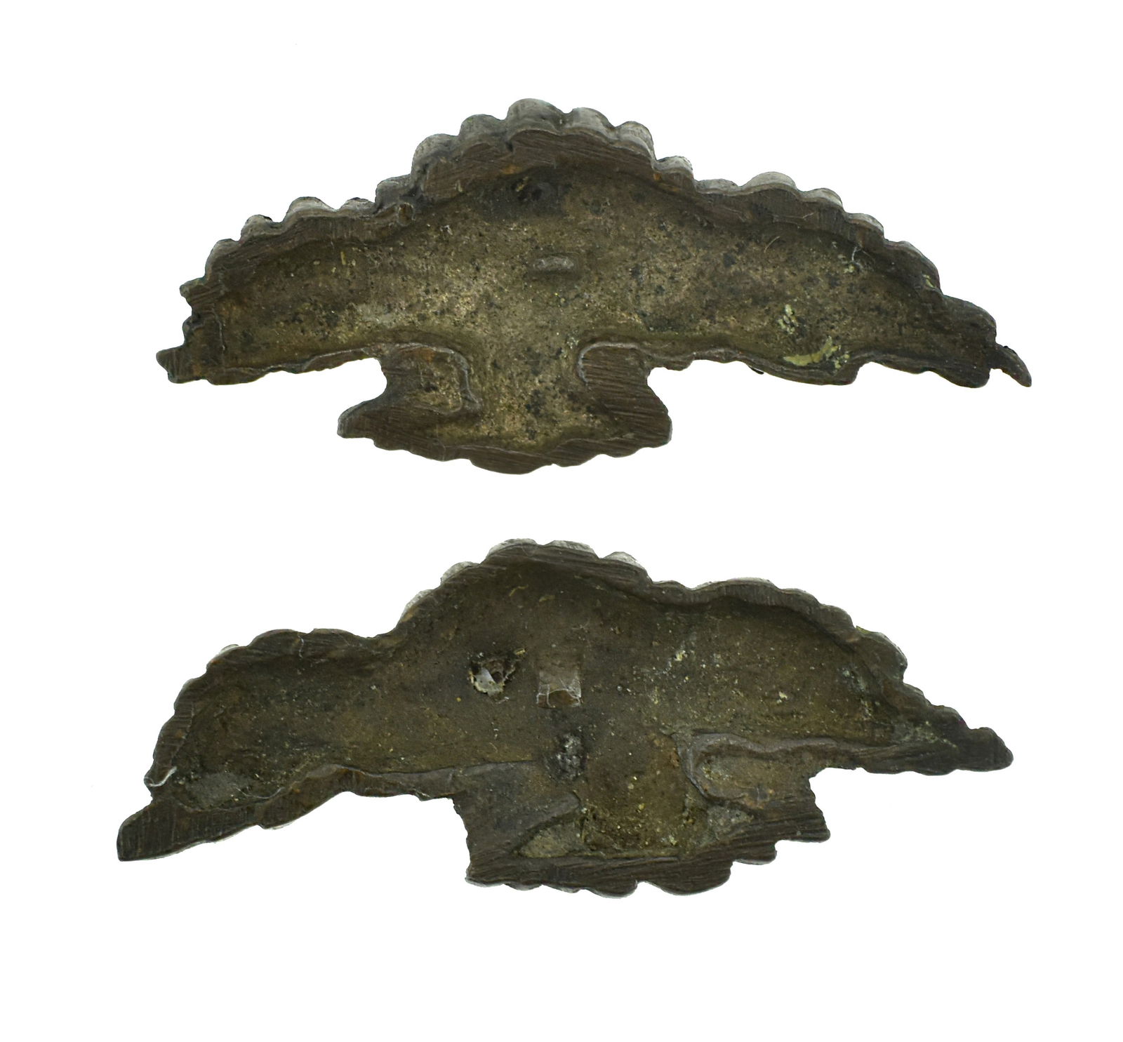 AUTHENTIC JAPANESE MENUKI: Authentic Japanese Menuki Description: Authentic Japanese Menuki. Size: None Accessories: None Accessories Notice: When purchasing pre-owned goods, please refer to the photos of the items to