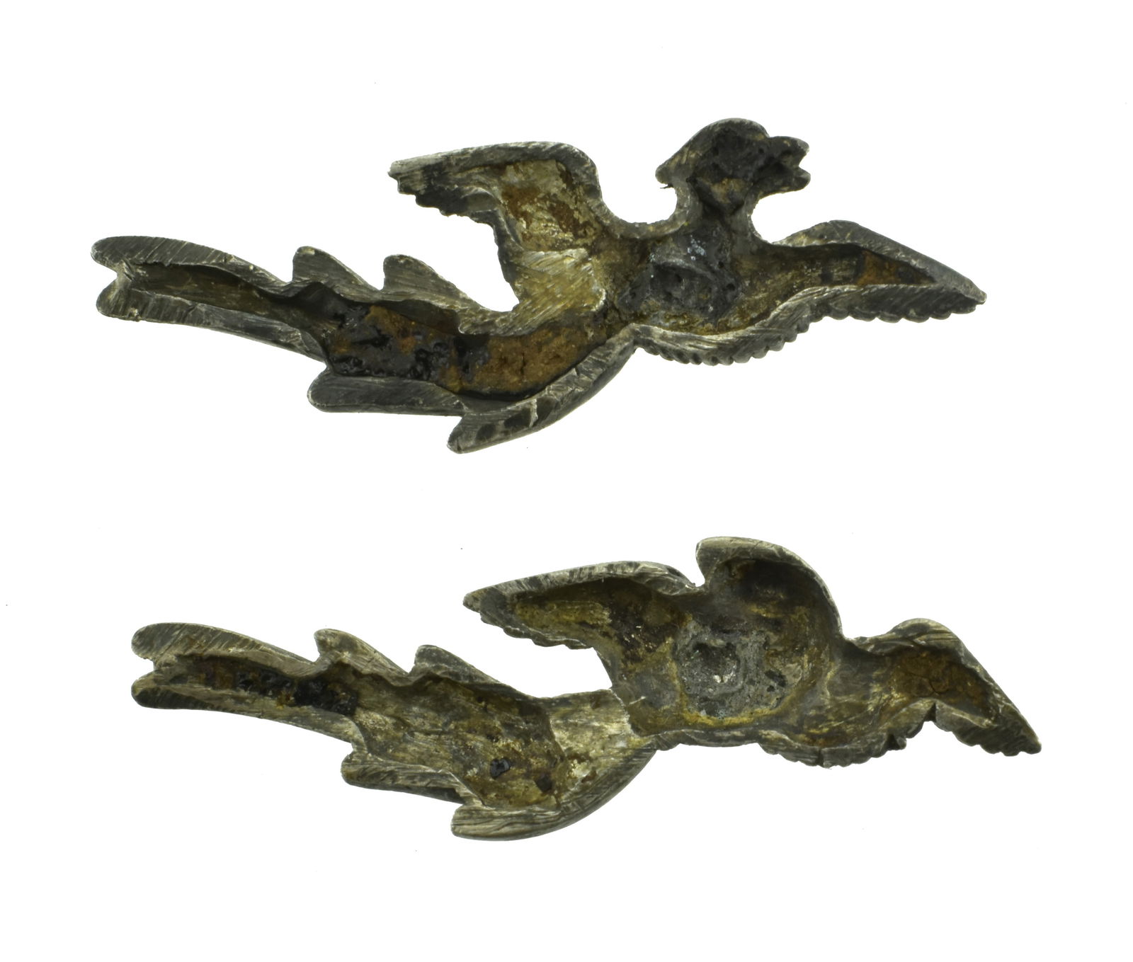 AUTHENTIC JAPANESE MENUKI: Authentic Japanese Menuki Description: Authentic Japanese Menuki. Size: None Accessories: None Accessories Notice: When purchasing pre-owned goods, please refer to the photos of the items to