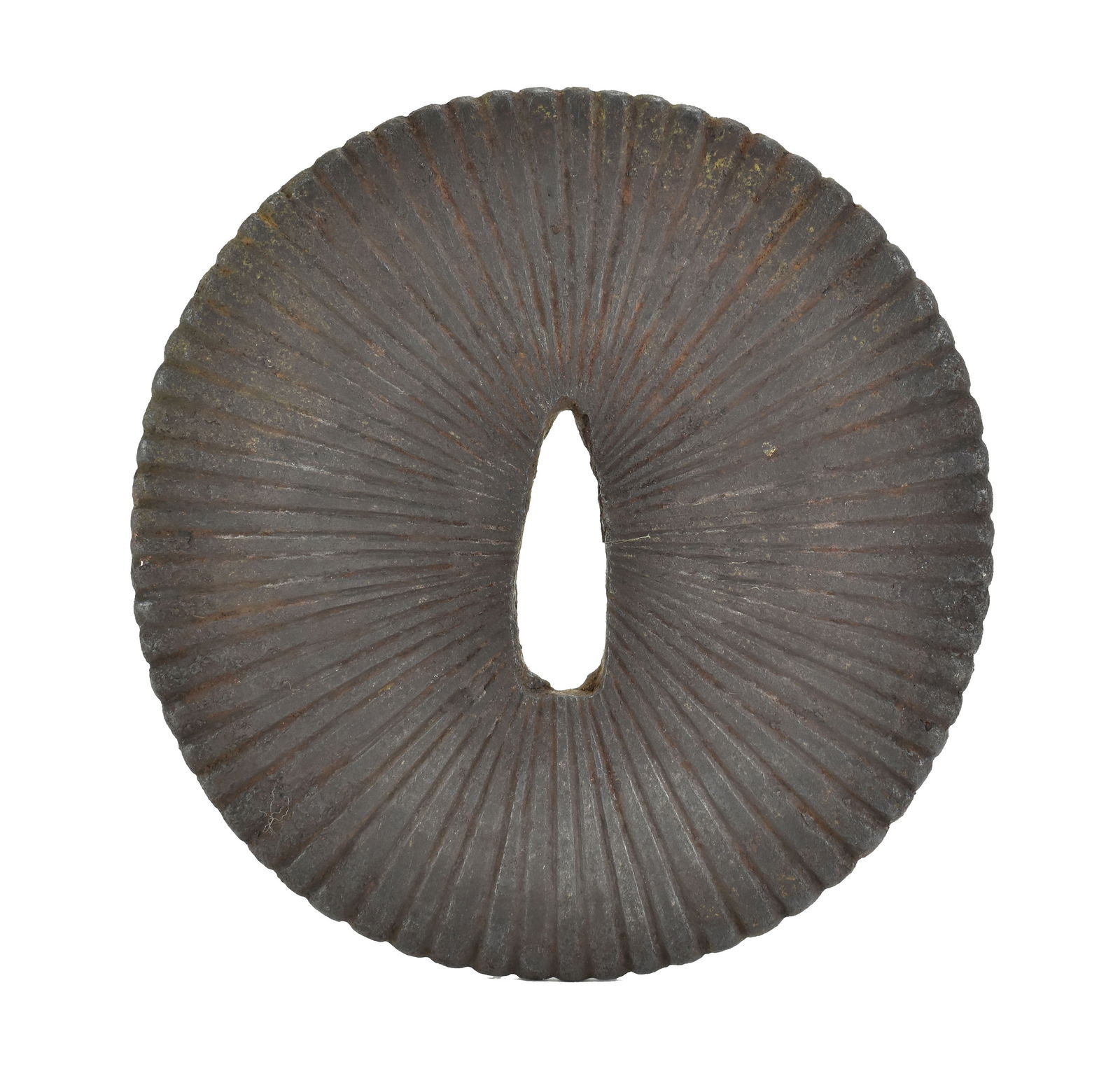 DAI-SHO TSUBA: Dai-Sho Tsuba Description: Dai-Sho Tsuba Size: None Accessories: None Accessories Notice: When purchasing pre-owned goods, please refer to the photos of the items to check the item's condition.