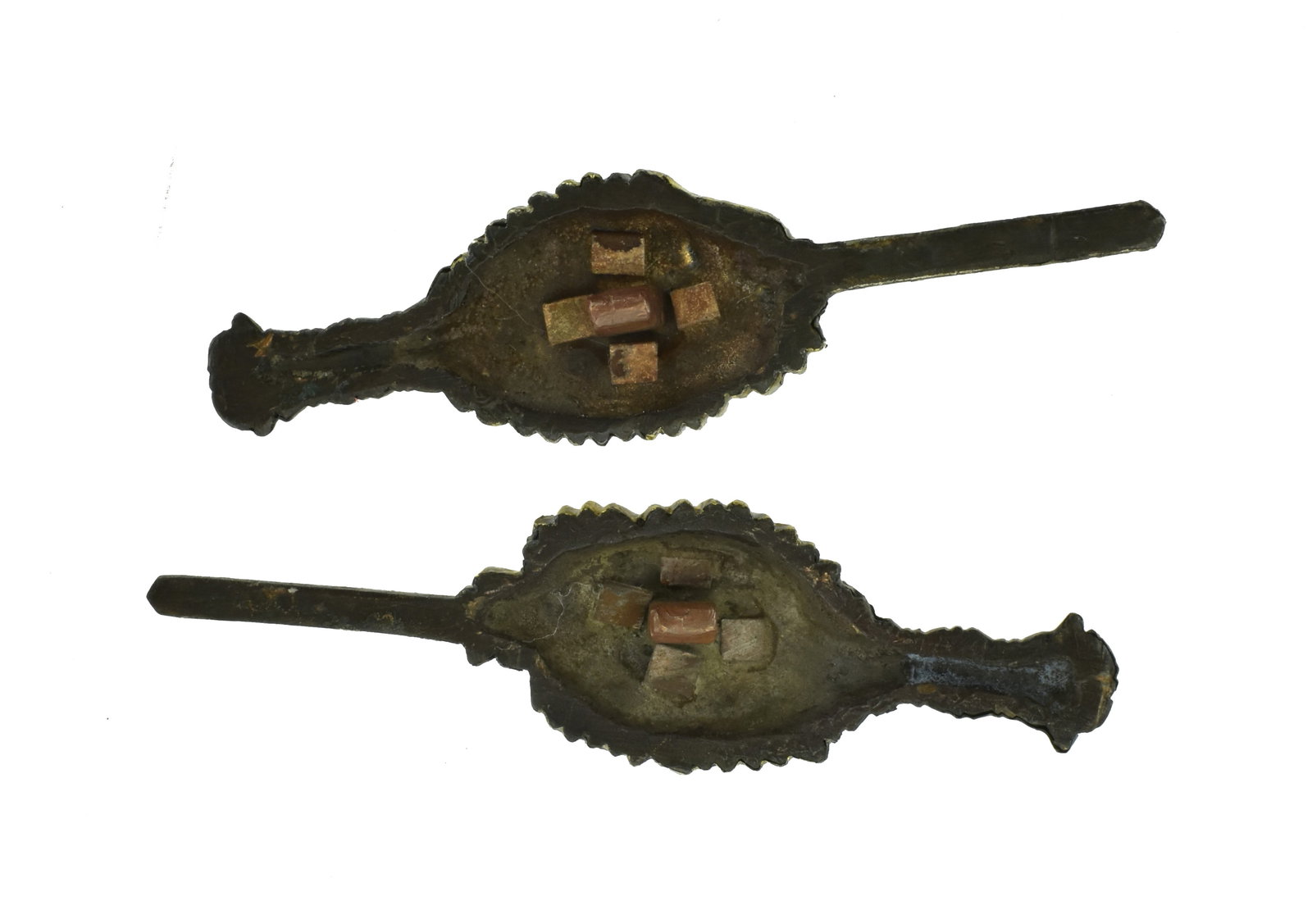 AUTHENTIC JAPANESE MENUKI: Authentic Japanese Menuki Description: Authentic Japanese Menuki Size: None Accessories: None Accessories Notice: When purchasing pre-owned goods, please refer to the photos of the items to