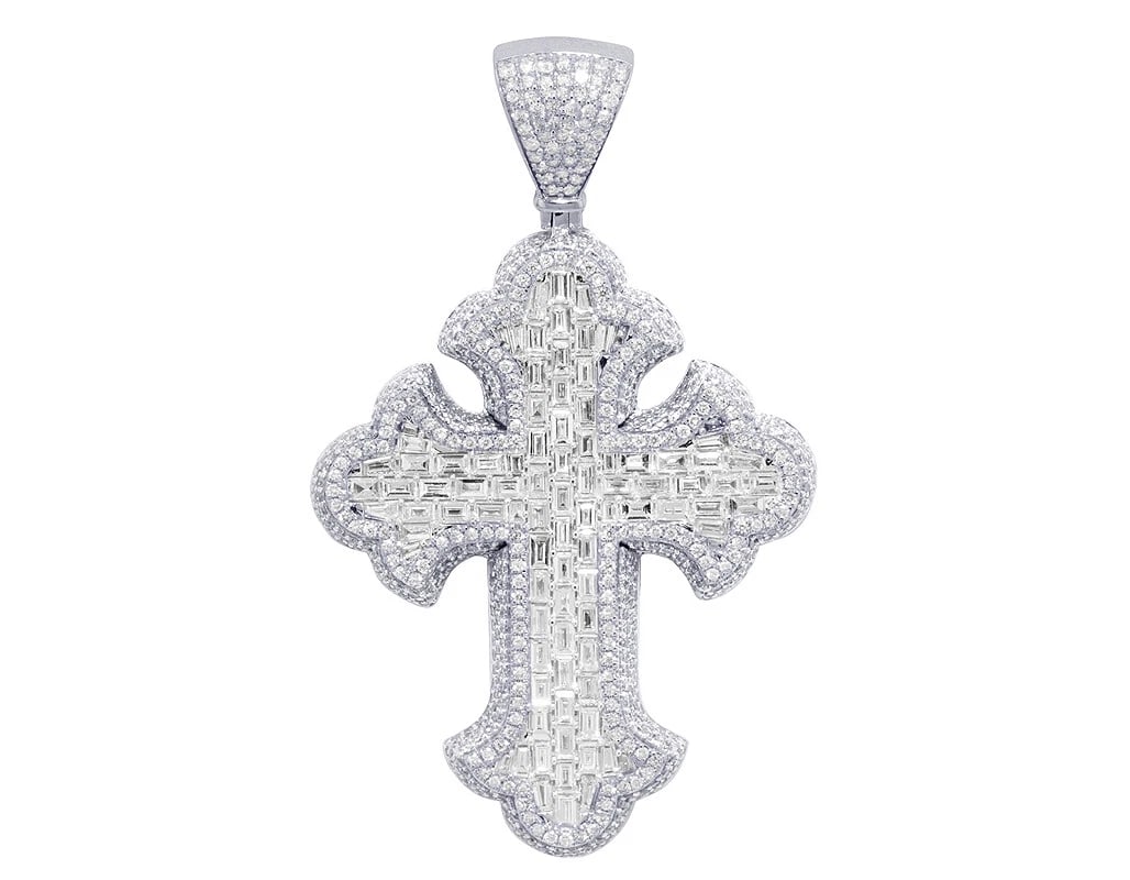BAGUETTE CROSS DIAMOND PENDANT WHITE GOLD: Baguette Cross Diamond Pendant White Gold Brand: None Type: Necklace Material: Metal White Gold Main Stone Natural Color: White Gold Size: Dimension L 2" W 1.3" H 4.7mm Accessories: None A