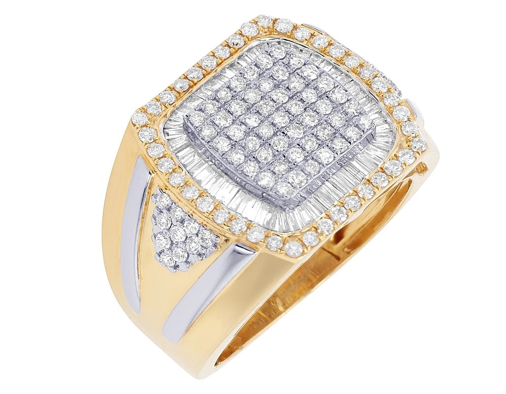 CUSHION BAGUETTE HALO DIAMOND RING (1 of 5)