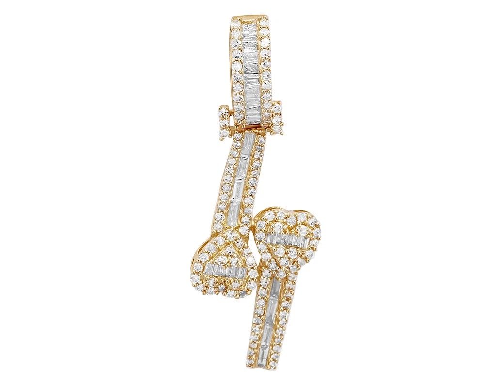 HEART BAGUETTE REAL DIAMOND PENDANT 10K YELLOW GOLD: Heart Baguette Real Diamond Pendant 10K Yellow Gold Brand: None Type: Necklace Material: Metal Yellow Gold Main Stone Natural Color: Yellow Gold Size: Dimension 1.5" Accessories: None Acce