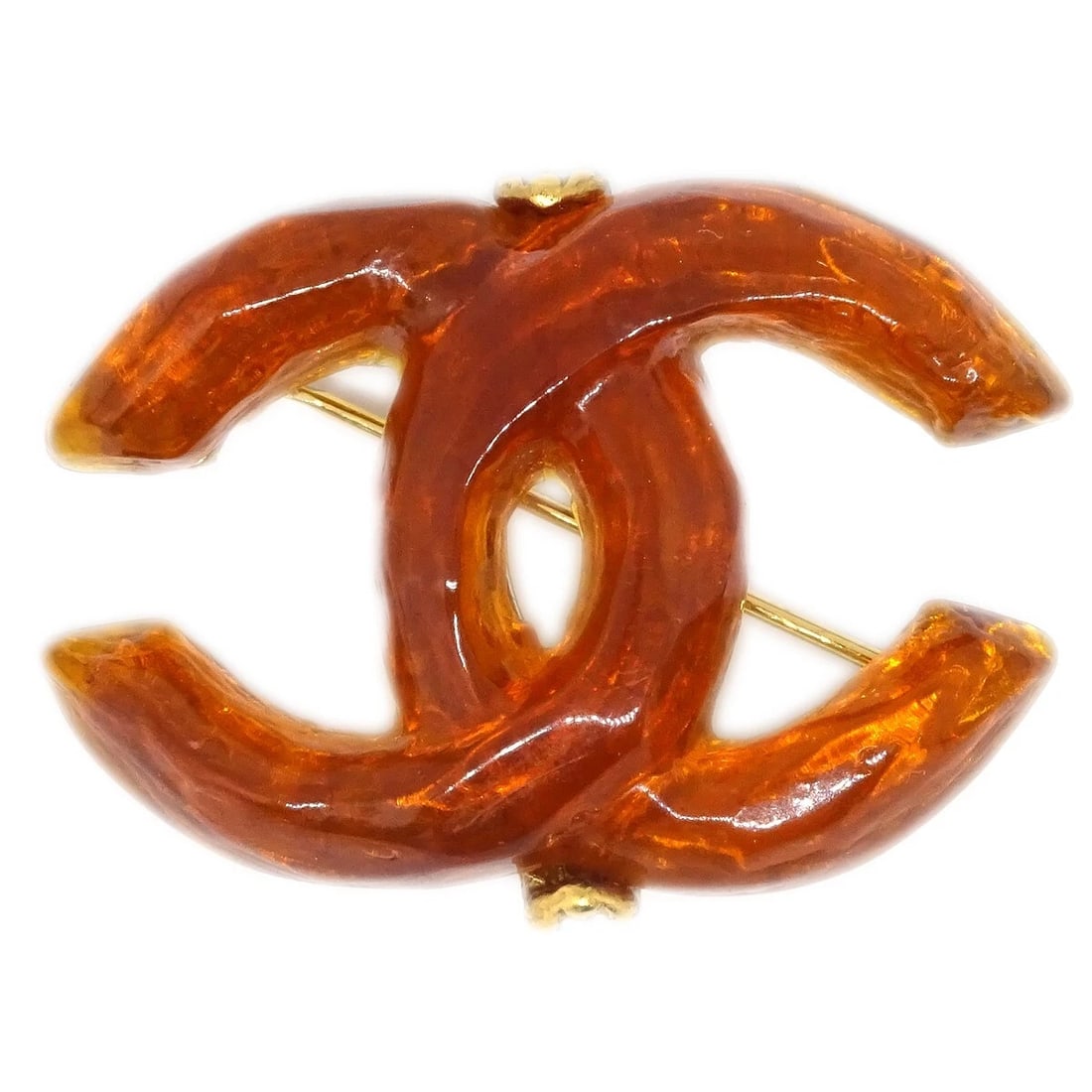 CHANEL CC BROOCH PIN BROWN: Chanel CC Brooch Pin Brown Brand: CHANEL Type: Brooch Material: Acrylic Gold plated Color: Brown, Gold Size: W 4.0 x H 2.5 cm Accessories: None Accessories Notice: When purchasing pre-owned