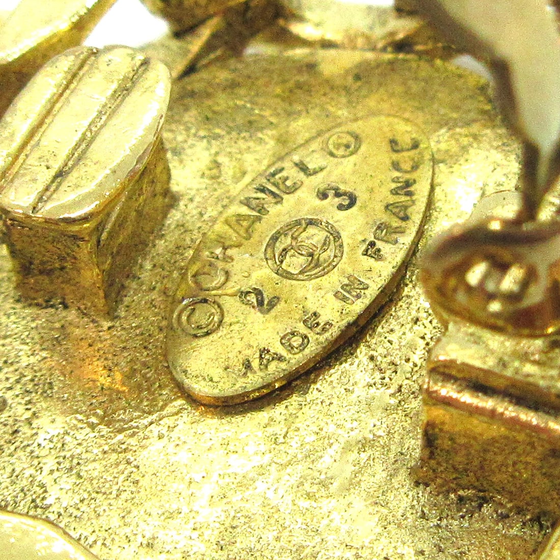 CHANEL RHINESTONE BUTTON EARRINGS - 3