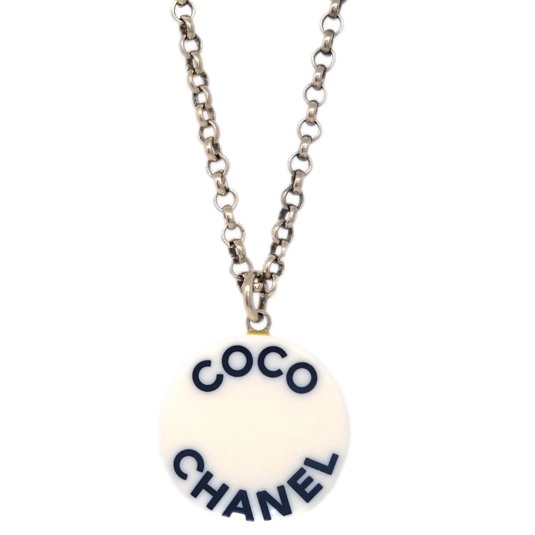 CHANEL GOLD WHITE PENDANT NECKLACE: Chanel Gold White Pendant Necklace Brand: CHANEL Type: Necklace Material: Gold-plated Acrylic Color: Gold Size: Chain(Overall) : 47.0 cm Top : Diameter: 2.0 cm Accessories: None Accessorie