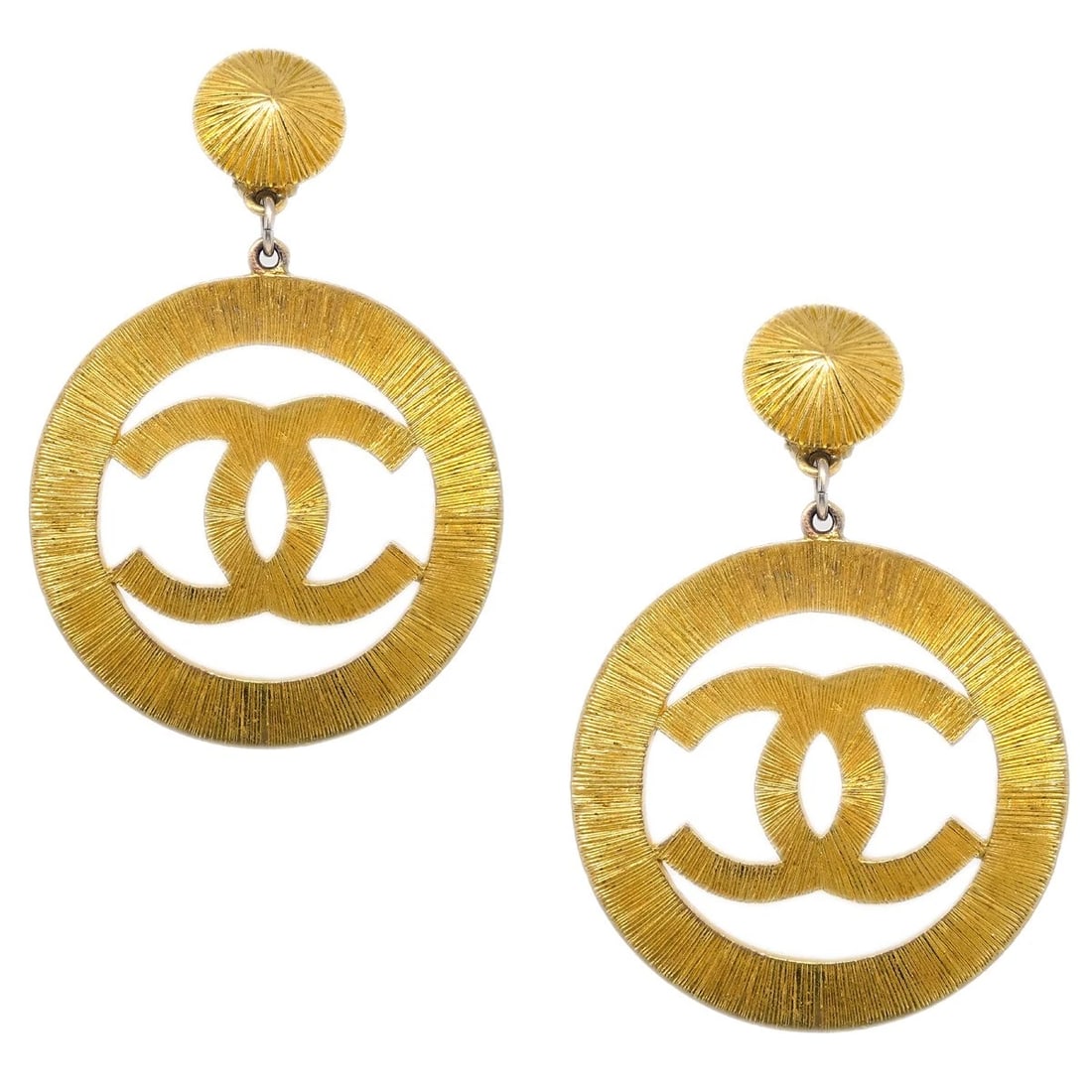 CHANEL HOOP DANGLE EARRINGS CLIP-ON GOLD: Chanel Hoop Dangle Earrings Clip-On Gold Brand: Chanel Type: Earrings Material: Gold Plated Color: Gold Size: W 6.0 x H 8.5 cm Accessories: None Accessories Notice: When purchasing pre-owned