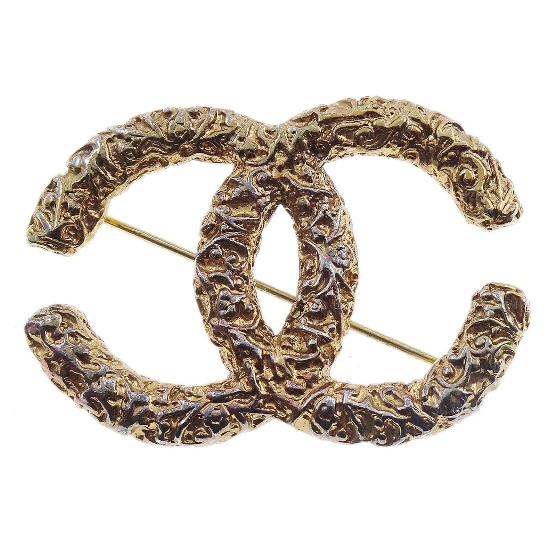 CHANEL CC BROOCH PIN GOLD: Chanel CC Brooch Pin Gold Brand: CHANEL Type: Brooch Material: Gold-plated Color: Gold Size: W 5.0 x H 3.5 cm Accessories: None Accessories Notice: When purchasing pre-owned goods, please