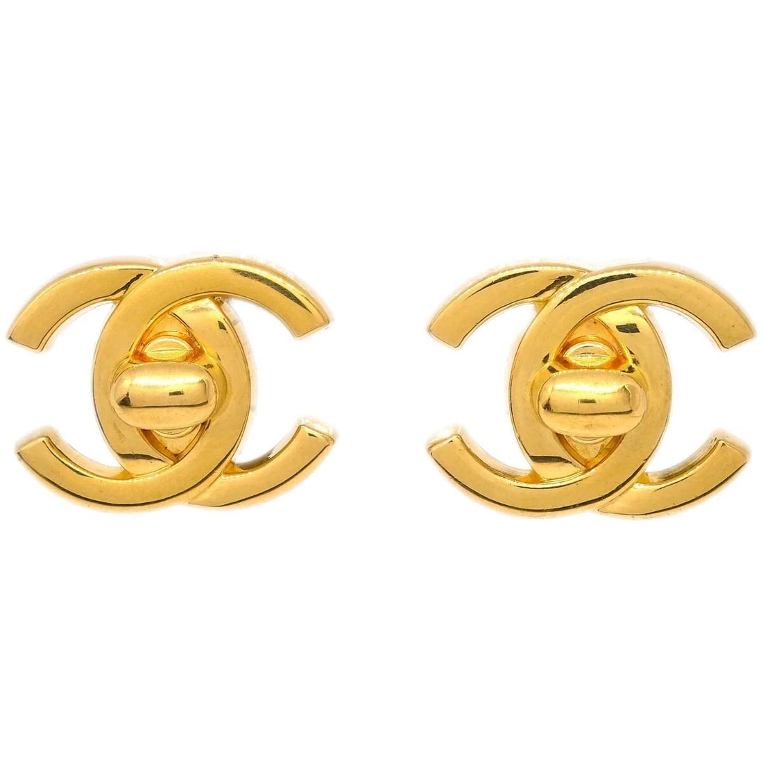 CHANEL CC TURNLOCK EARRINGS CLIP-ON GOLD: Chanel CC Turnlock Earrings Clip-On Gold Brand: CHANEL Type: Earrings Material: Gold plated Color: Gold Size: W 2.7 x H 2.1 cm Accessories: None Accessories Notice: When purchasing pre-owned
