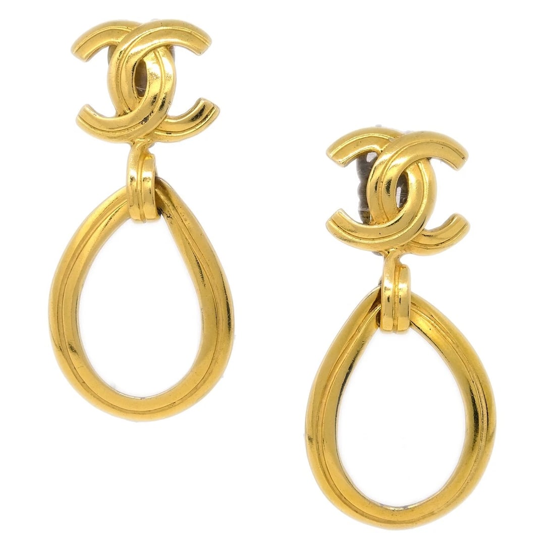 CHANEL DANGLE HOOP EARRINGS GOLD CLIP-ON: Chanel Dangle Hoop Earrings Gold Clip-On Brand: CHANEL Type: Earrings Material: Gold-plated Color: Gold Size: W 2.7 x H 5.8 cm Accessories: None Accessories Notice: When purchasing pre-owned