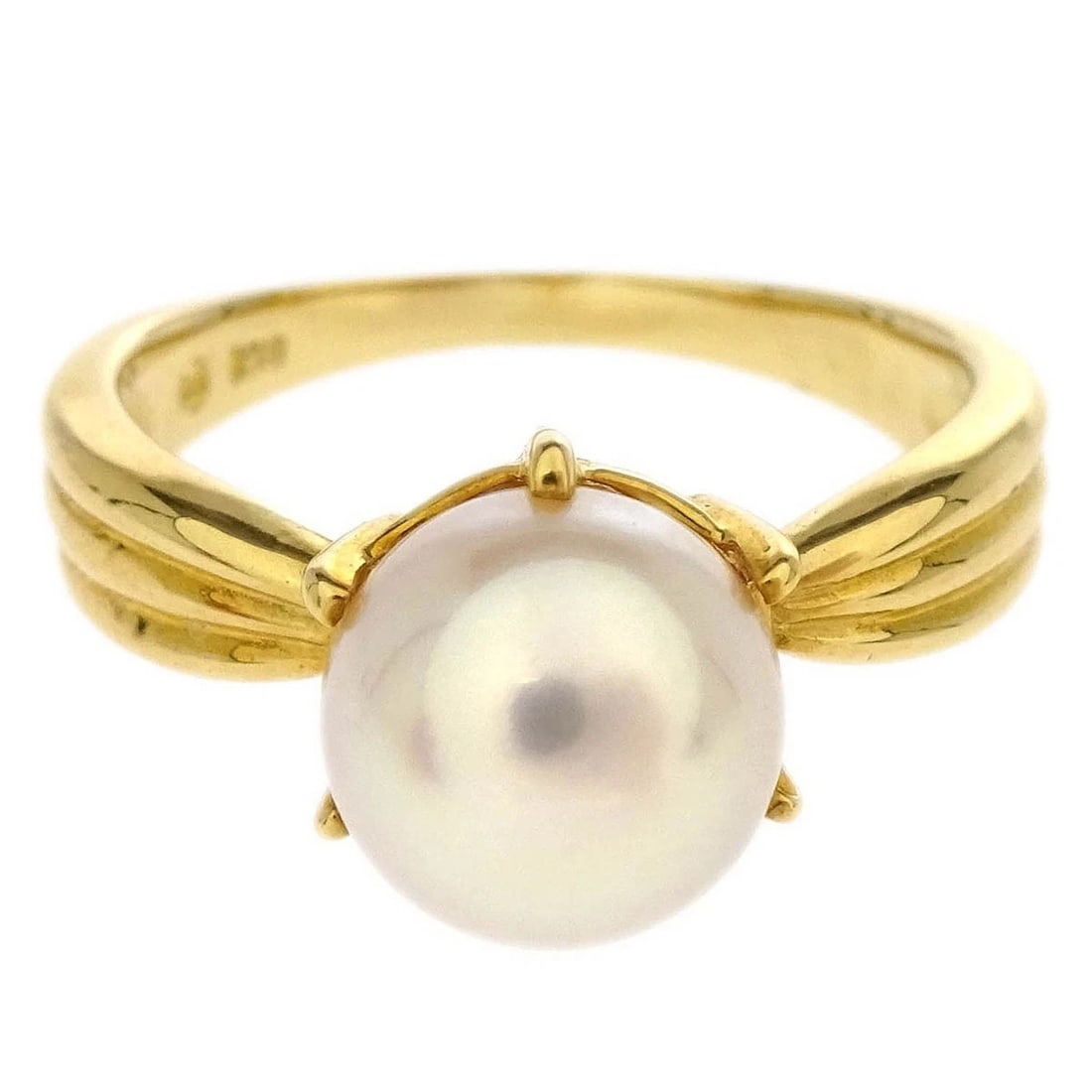 TASAKI RING 18K PEARL GOLD: Tasaki Ring 18K Pearl Gold Brand: TASAKI Type: Ring Material: 18K Pearl Main Stone/Creation Pearl Color: Gold Size: 4.75 - 5 US Accessories: None Accessories Notice: When purchasing pre-owned