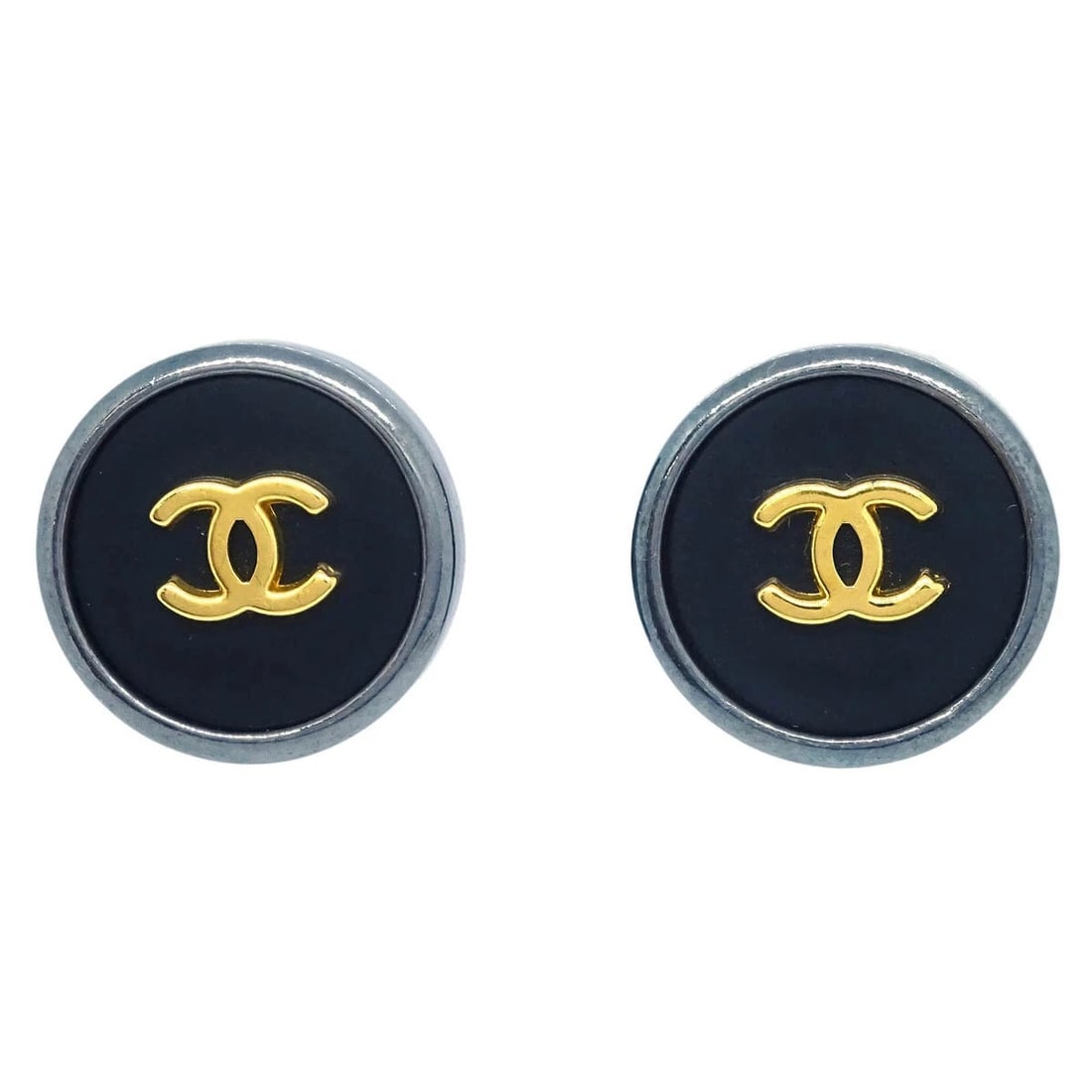CHANEL BUTTON EARRINGS CLIP-ON BLACK: Chanel Button Earrings Clip-On Black Brand: CHANEL Type: Earrings Material: Silver Plated Acrylic Gold Plated Color: Black, Silver Size: Diameter : 1.9 cm Accessories: None Accessories