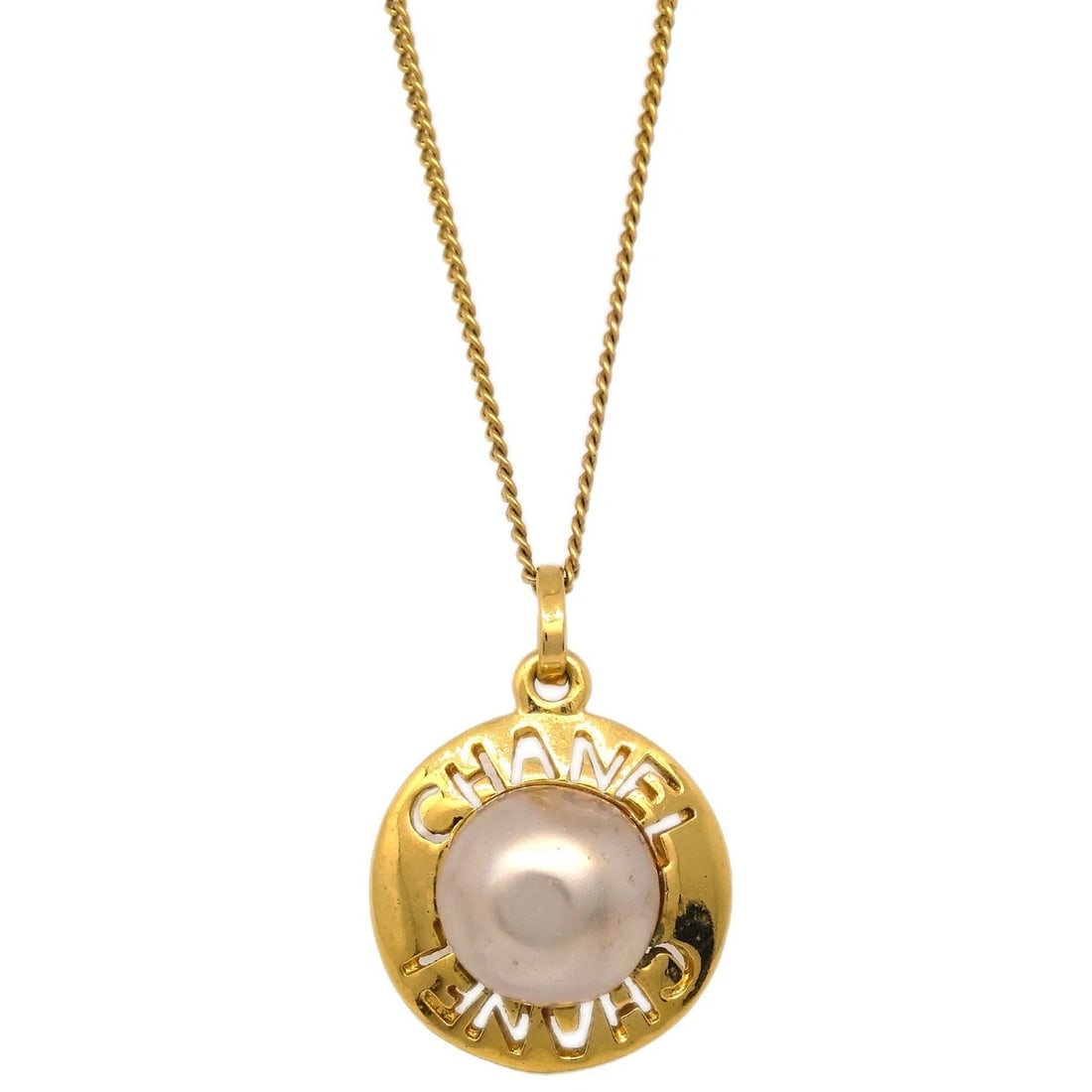 CHANEL ARTIFICIAL PEARL GOLD CHAIN PENDANT NECKLACE: Chanel Artificial Pearl Gold Chain Pendant Necklace Brand: Chanel Type: Necklace Material: Gold-plated Artificial Pearl Main Stone/Creation Artificial Pearl Color: Gold Size: Chain(Overall) :