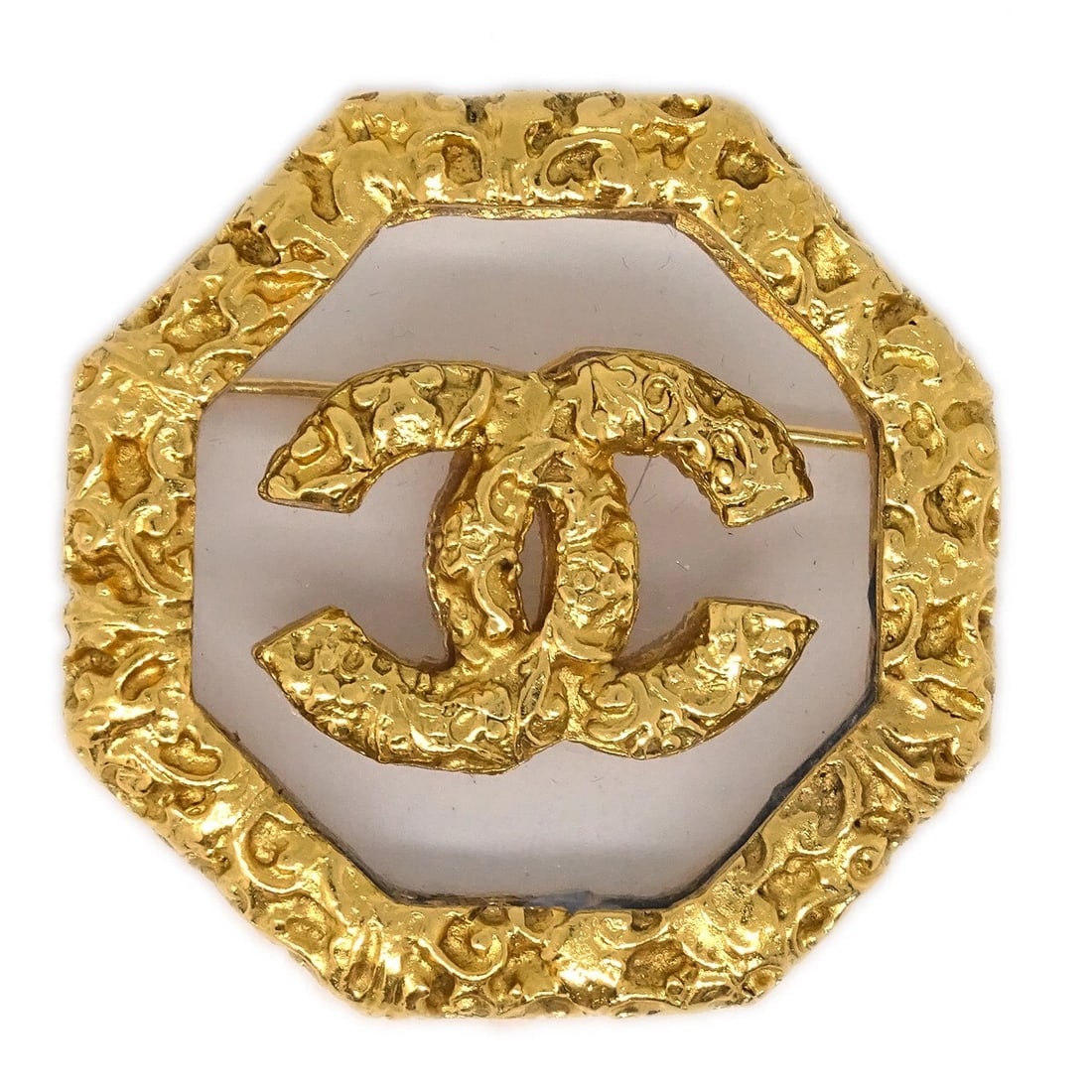 CHANEL BROOCH PIN GOLD: Chanel Brooch Pin Gold Brand: CHANEL Type: Brooch Material: Gold Plated Color: Gold Size: W 4.0 x H 4.0 cm Accessories: None Accessories Notice: When purchasing pre-owned goods, please refer