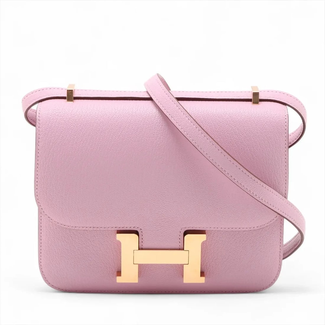 HERMÈS CONSTANCE 3 MINI 18 CHÈVRE MYSORE: Hermès Constance 3 Mini 18 Chèvre Mysore Brand: Hermès Type: Shoulder bag Material: Chèvre Mysore Color: Mauve sylvestre Size: Height:5.7inch Length:7.1inch Depth:2.0inch Shoulder height:20.3i