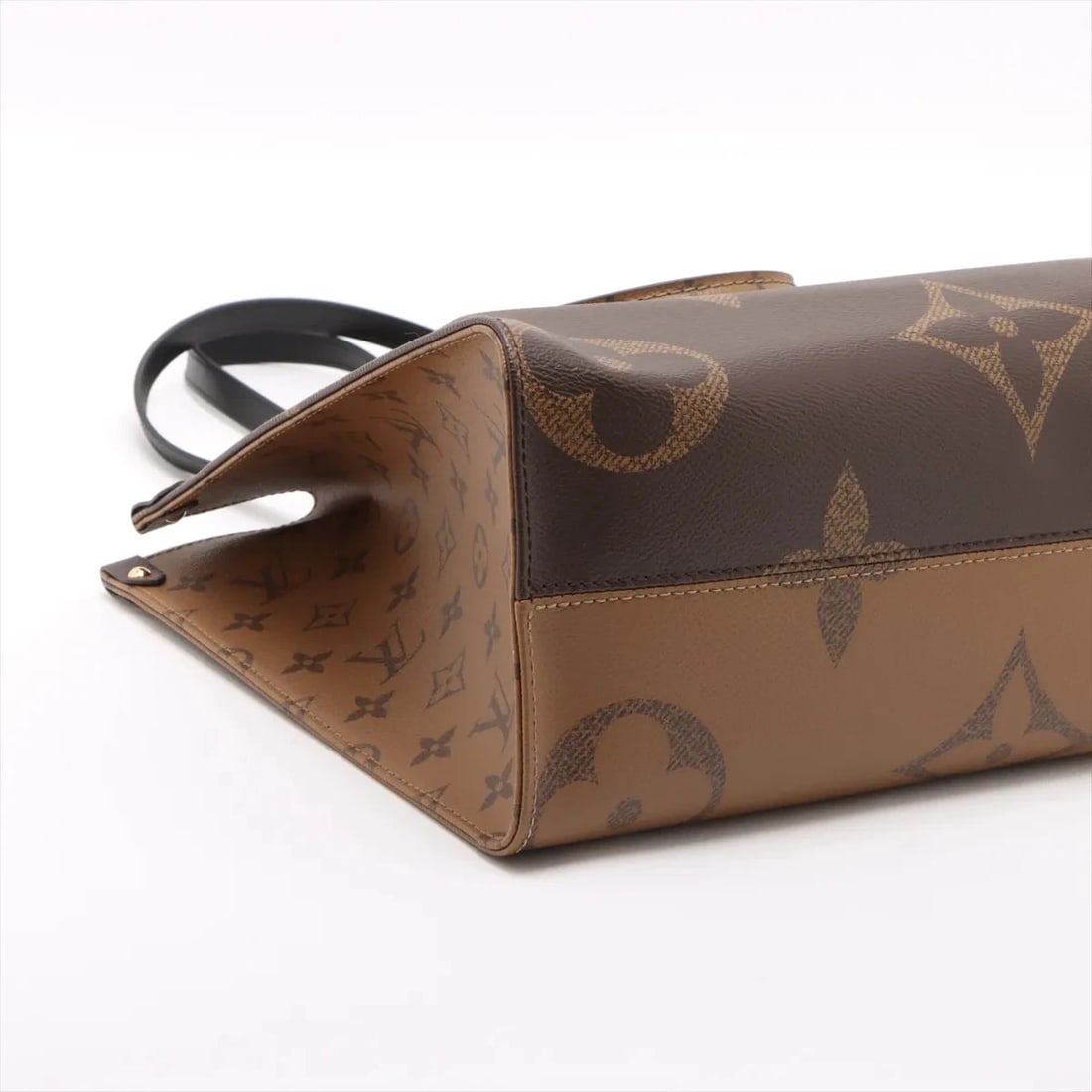 LOUIS VUITTON GIANT MONOGRAM REVERSE - 4