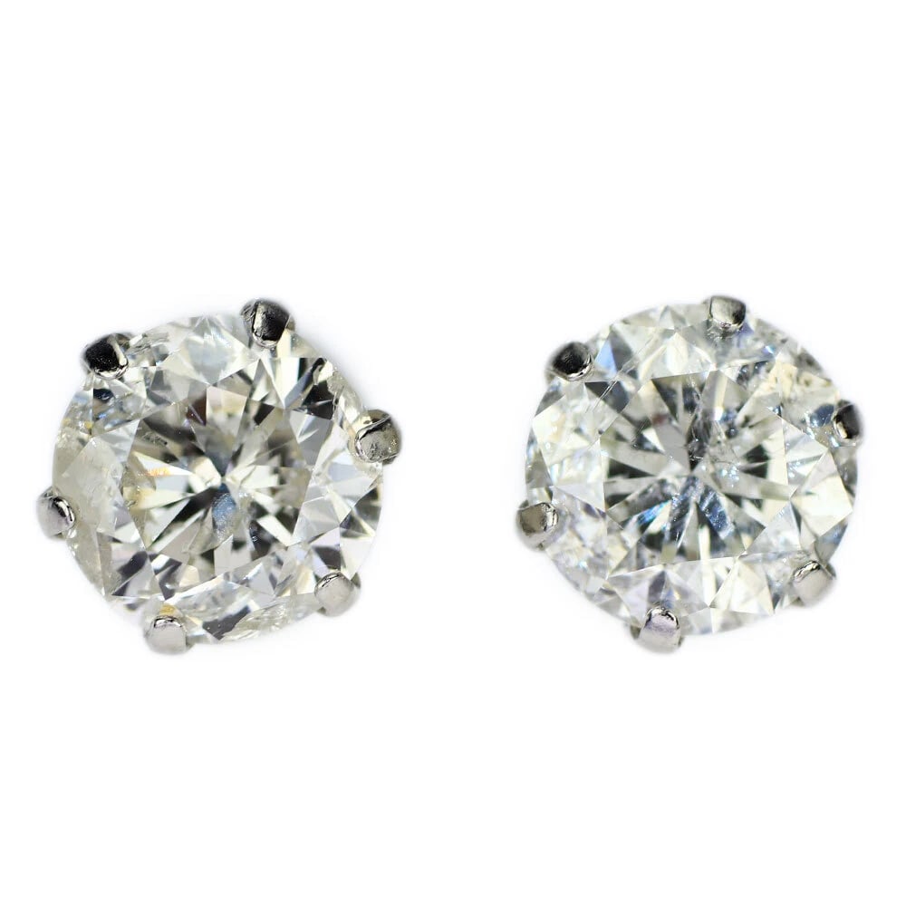 PT900 DIAMOND EARRINGS: Pt900 Diamond Earrings Brand: None Type: piercing Material: Metal Pt900 Main Stone/Creation Natural Color: None Size: Length/Width/Diameter5.9Width/Thickness6.6 Accessories: None Accessories