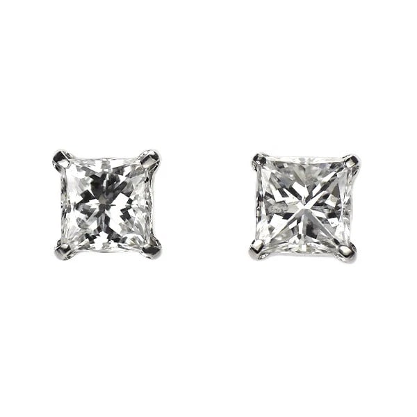 PT900 PRINCESS CUT DIAMOND EARRING: Pt900 princess cut diamond earring Brand: None Type: piercing Material: Metal Pt900 Main Stone/Creation Natural Color: Platinum Size: Length/Width/Diameter4.6Width/Thickness4.6 Accessories: