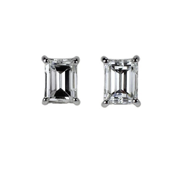 PT900 BUCKET CUT DIAMOND EARRINGS: Pt900 Bucket Cut Diamond Earrings Brand: None Type: piercing Material: Metal Pt900 Main Stone/Creation Natural Color: Platinum Size: Length/Width/Diameter4.9Width/Thickness3.8 Accessories: