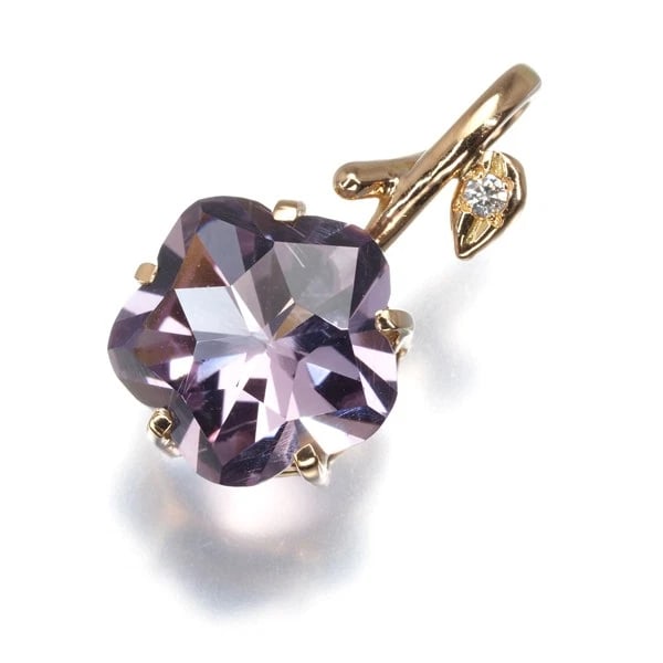 AMETHYST DIAMOND PENDANT 18K 750 ROSE GOLD: Amethyst Diamond Pendant 18K 750 Rose Gold Brand: Unbranded Type: Pendant Material: 18K / 750 / Rose Gold Main Stone/Creation Natural Color: None Size: Design size: 22.7 x 12.2mm Bail inner diamet