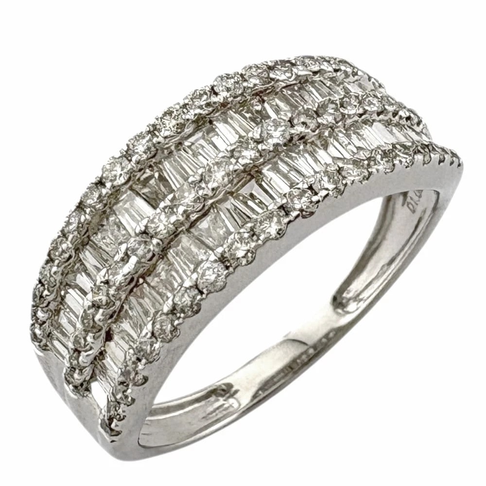 RING K18 WHITE GOLD DIAMOND: Ring K18 white gold diamond Brand: Unbranded Type: Ring Material: K18 white gold Main Stone/Creation Natural Color: Silver Size: US 6 1/8 Accessories: None Accessories Notice: When purchas