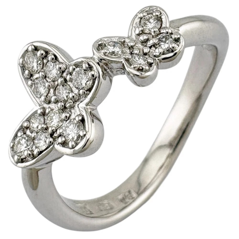 PONTE VECCHIO RING K18 WHITE GOLD DIAMOND: Ponte Vecchio Ring K18 white gold diamond Brand: Ponte Vecchio Type: Ring Material: K18 white gold Main Stone/Creation Natural Color: Silver Size: US 5 3/8 Accessories: None Accessories