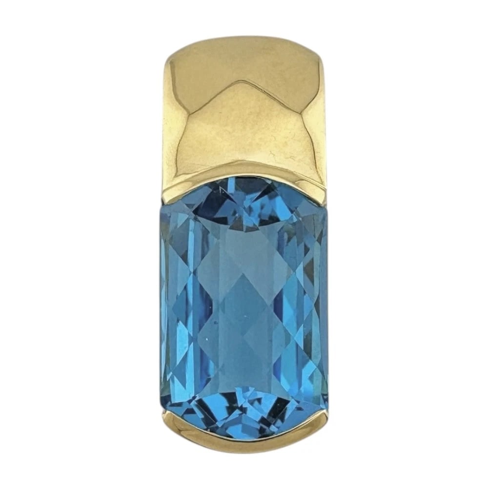 TASAKI PENDANT TOP K18 YELLOW GOLD BLUE TOPAZ DIAMOND: TASAKI Pendant top K18 yellow gold Blue Topaz diamond Brand: TASAKI Type: Pendant top Material: K18 yellow gold Main Stone/Creation Blue Topaz Color: gold Size: Size(CM) Top:W7.5mm x H20.5mm Clasp