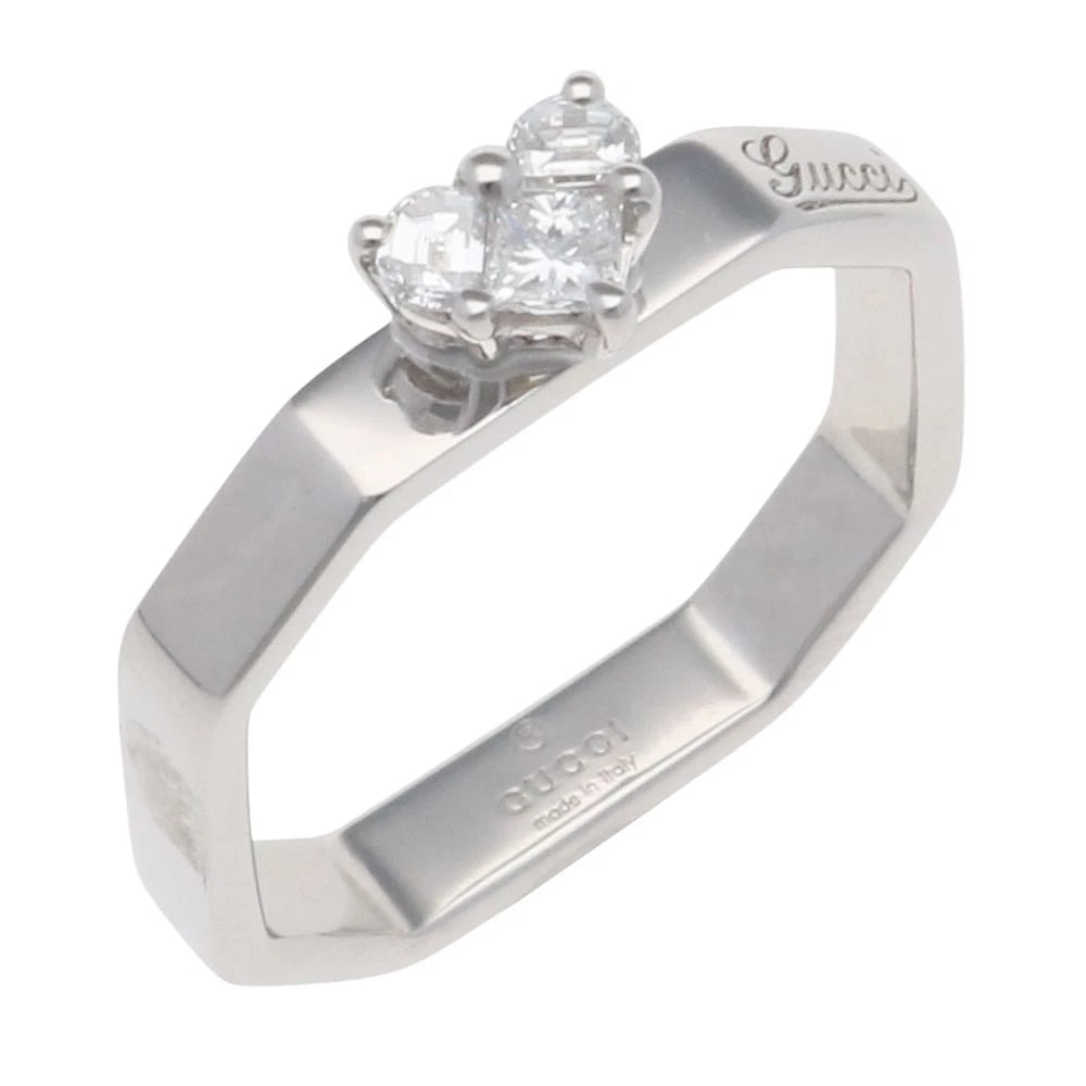 GUCCI HEART SHAPE RING K18 WHITE GOLD DIAMOND: GUCCI Heart shape Ring K18 white gold diamond Brand: GUCCI Type: Ring Material: K18 white gold Main Stone/Creation Natural Color: Silver Size: US 4 Accessories: None Accessories Notice: When