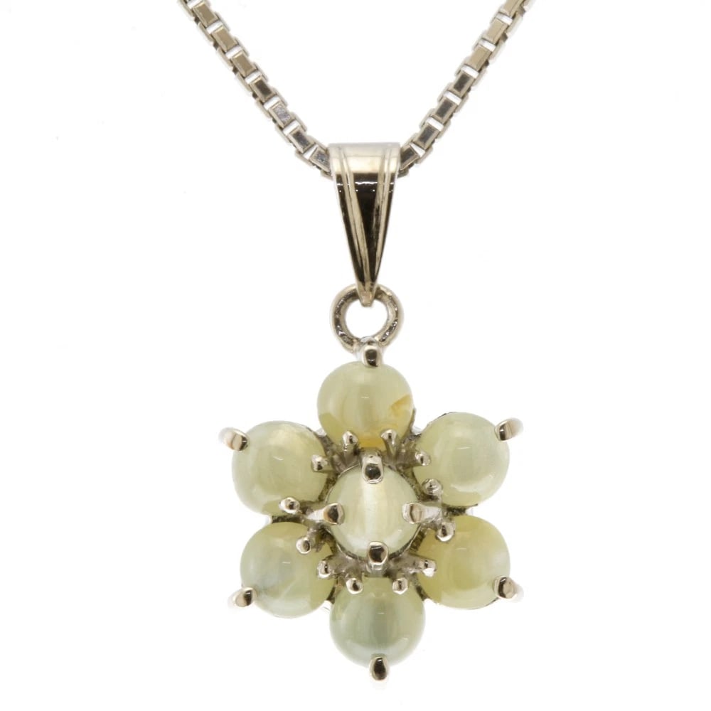 NECKLACE PT850PLATINUM CATS EYE: Necklace Pt850Platinum Cats eye Brand: Unbranded Type: Necklace Material: Pt850Platinum Main Stone/Creation Cats eye Color: Silver Size: Size(CM) Total Length:40cm Chain width:0.8mm AdjUS ter can