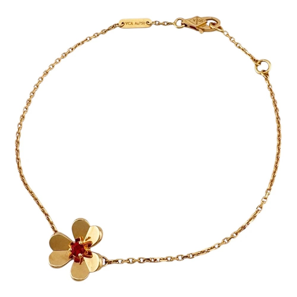 VAN CLEEF & ARPELS BRACELET K18 PINK GOLD RUBY: Van Cleef & Arpels Bracelet K18 Pink Gold Ruby Brand: Van Cleef & Arpels Type: Bracelet Material: K18 Pink Gold Main Stone/Creation Ruby Color: Pink gold Size: Size(CM) Total Length:18cm High limi