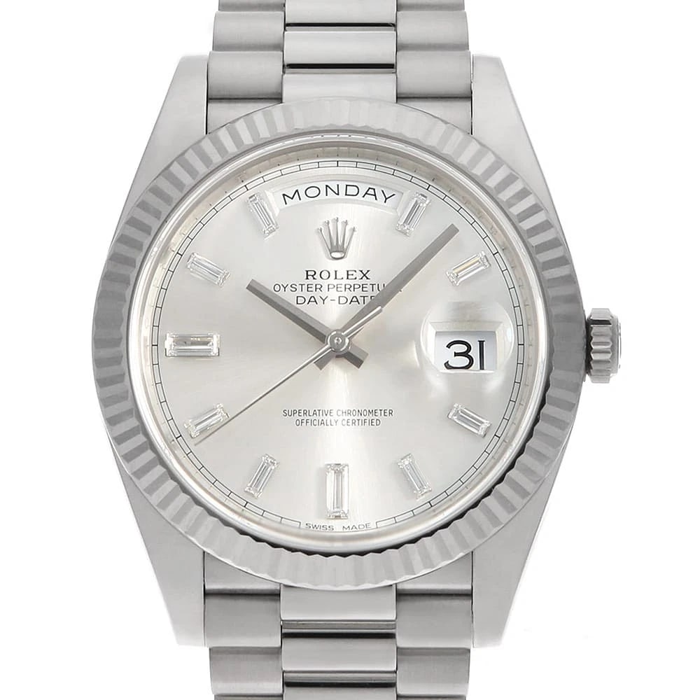 ROLEX DAY DATE 40 10P BUCKET DIAMOND SILVER WATCH: ROLEX Day Date 40 10P Bucket Diamond Silver Watch Brand: ROLEX Type: Wrist watch Material: Band Material White Gold, Case Material White Gold Color: Dial Color Silver Size: Band Size 18.5cm (7.3in