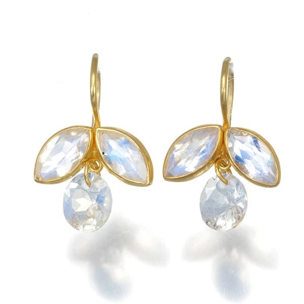 MARIE-HELENE DE TAILLAC EARRINGS MOONSTONE APPLE HOOK YELLOW GOLD (1 of 3)