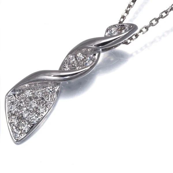MIKIMOTO NECKLACE DIAMOND PAVED 18K 750 WHITE GOLD: Mikimoto Necklace Diamond Paved 18K 750 White Gold Brand: MIKIMOTO Type: Necklace Material: 18K / 750 / White Gold Main Stone/Creation Natural Color: None Size: Necklace length: 39 / 43cm Pendant