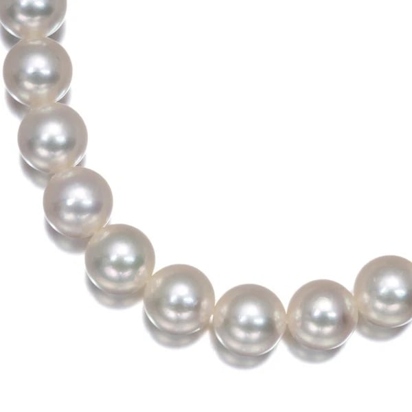 TASAKI NECKLACE AKOYA PEARL SILVER: TASAKI Necklace Akoya Pearl Silver Brand: TASAKI Type: Necklace Material: Silver Color: None Size: Necklace length: 43cm Accessories: None Accessories Notice: When purchasing pre-owned goo