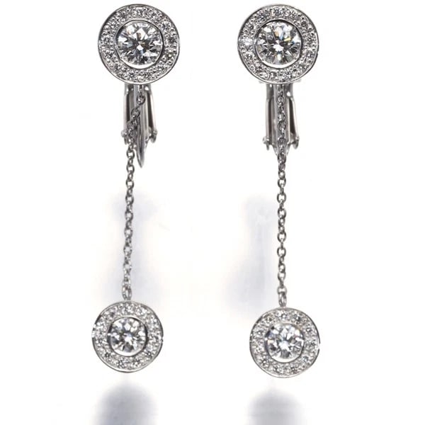 FOREVERMARK EARRINGS TWO D DIAMOND PAVED 900 PLATINUM: FOREVERMARK Earrings Two D Diamond Paved 900 Platinum Brand: FOREVERMARK Type: Earrings Material: 900 / Platinum Main Stone/Creation Natural Color: None Size: Design size: 37.3 x 7.5mm Accessorie
