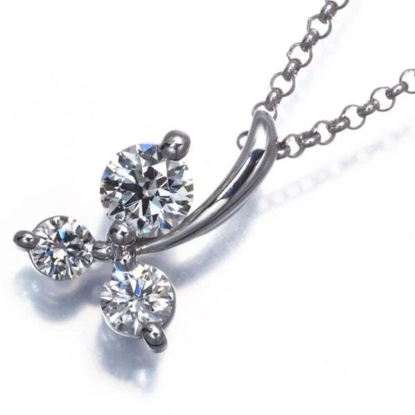 TASAKI NECKLACE DIAMOND LEAF FLOWER 900 850 PLATINUM (1 of 2)