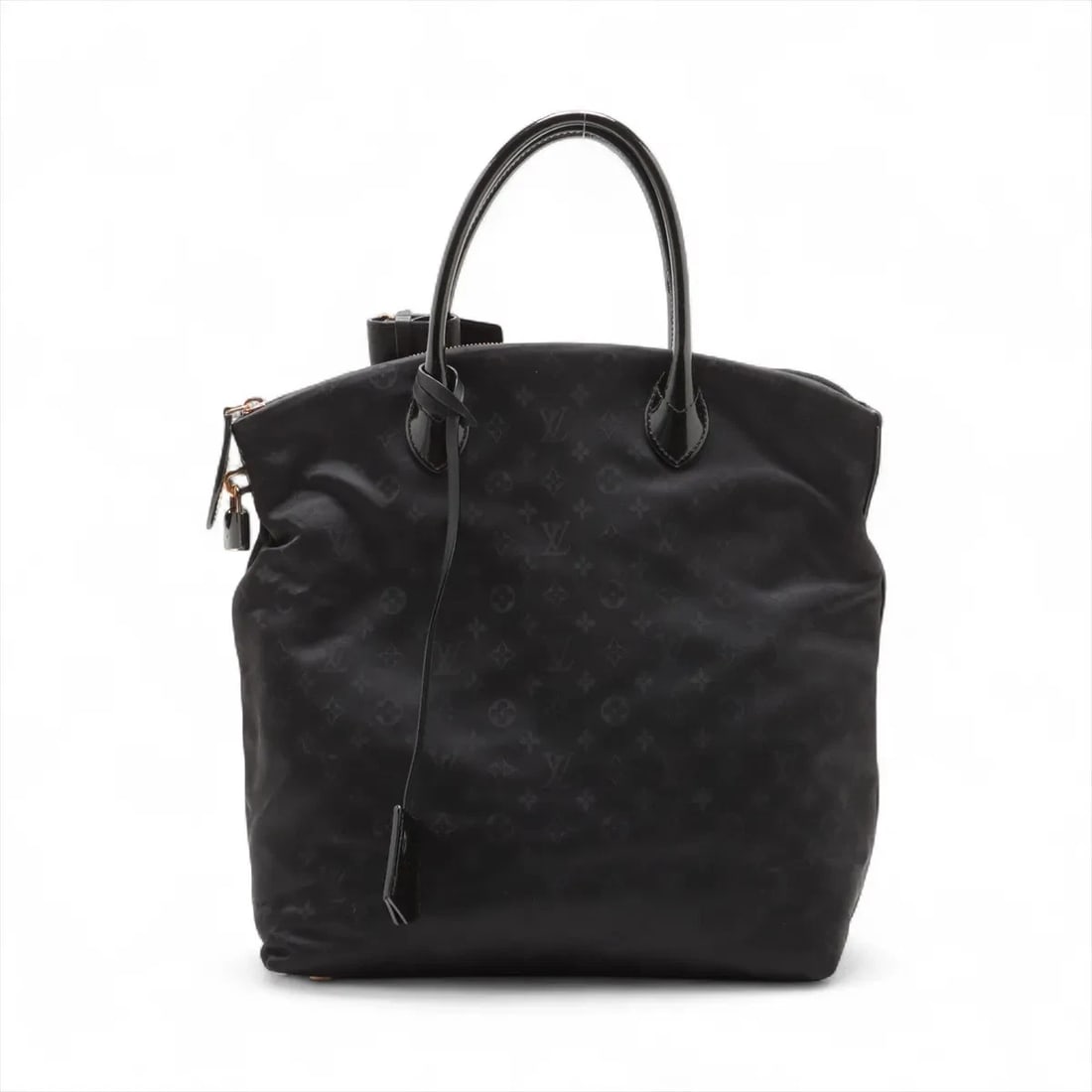 LOUIS VUITTON MONOGRAM DÉSIL LOCKIT VERTICALS MM BLACK: Louis Vuitton monogram désil Lockit Verticals MM Black Brand: Louis Vuitton Type: Hand bag Material: None Color: Black Size: Height:12.6inch Length:11.8inch Depth:5.1inch Handle