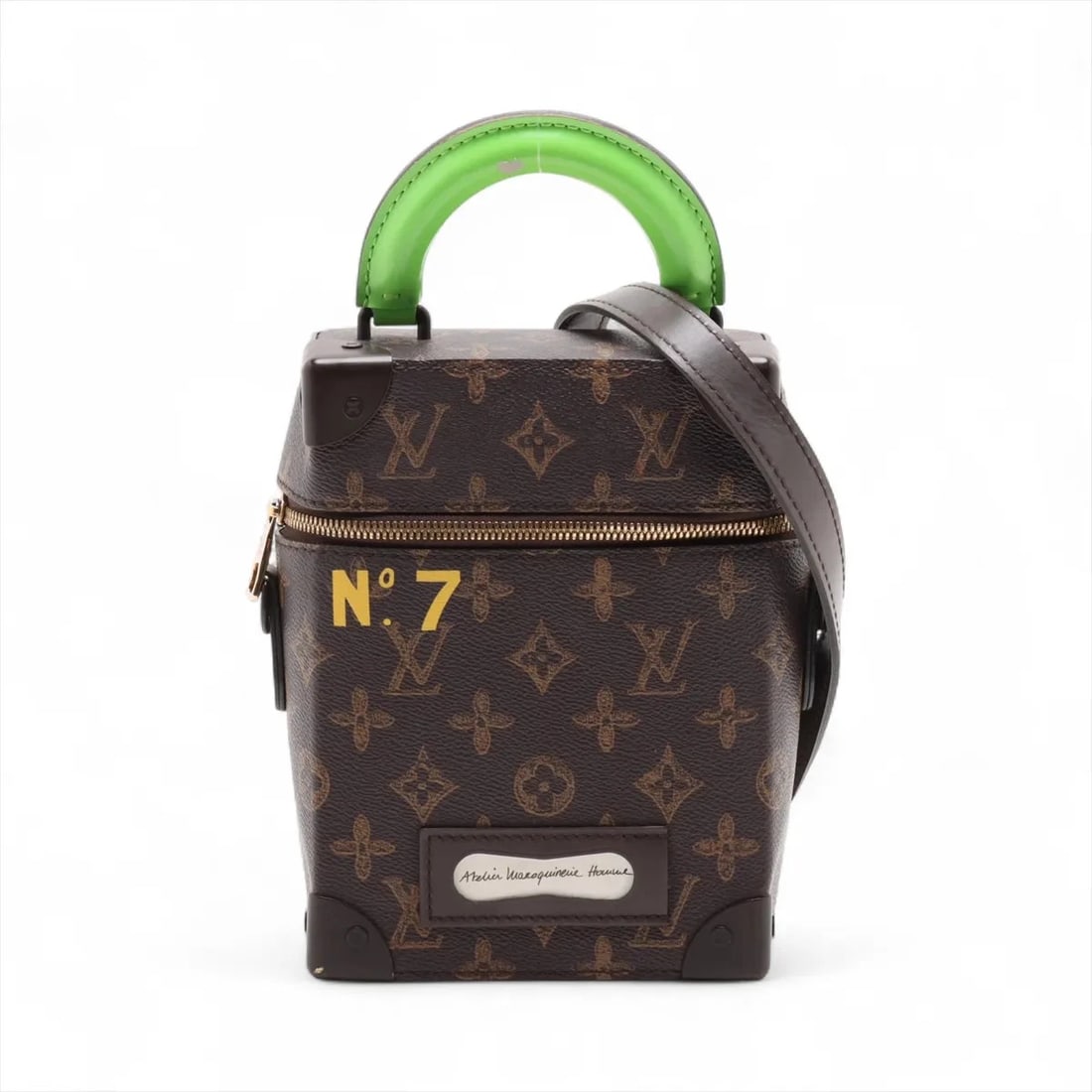 LOUIS VUITTON MONOGRAM VERTICALS BOX TRUNK BROWN: Louis Vuitton Monogram Verticals Box trunk Brown Brand: Louis Vuitton Type: Hand bag Material: None Color: Brown Size: Height:8.3inch Length:6.1inch Depth:3.0inch Handle height:2.4inch