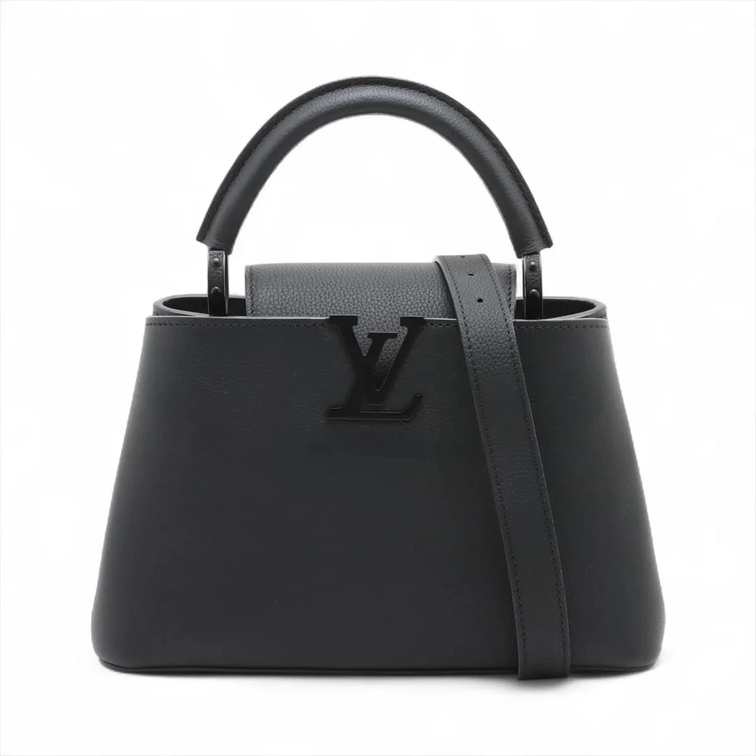 LOUIS VUITTON TAURILLON CAPUCINES BB BLACK: Louis Vuitton Taurillon Capucines BB Black Brand: Louis Vuitton Type: Hand bag Material: None Color: Black Size: Height:7.3inch Length:10.4inch Depth:3.5inch Handle height:3.0inch Shoulder