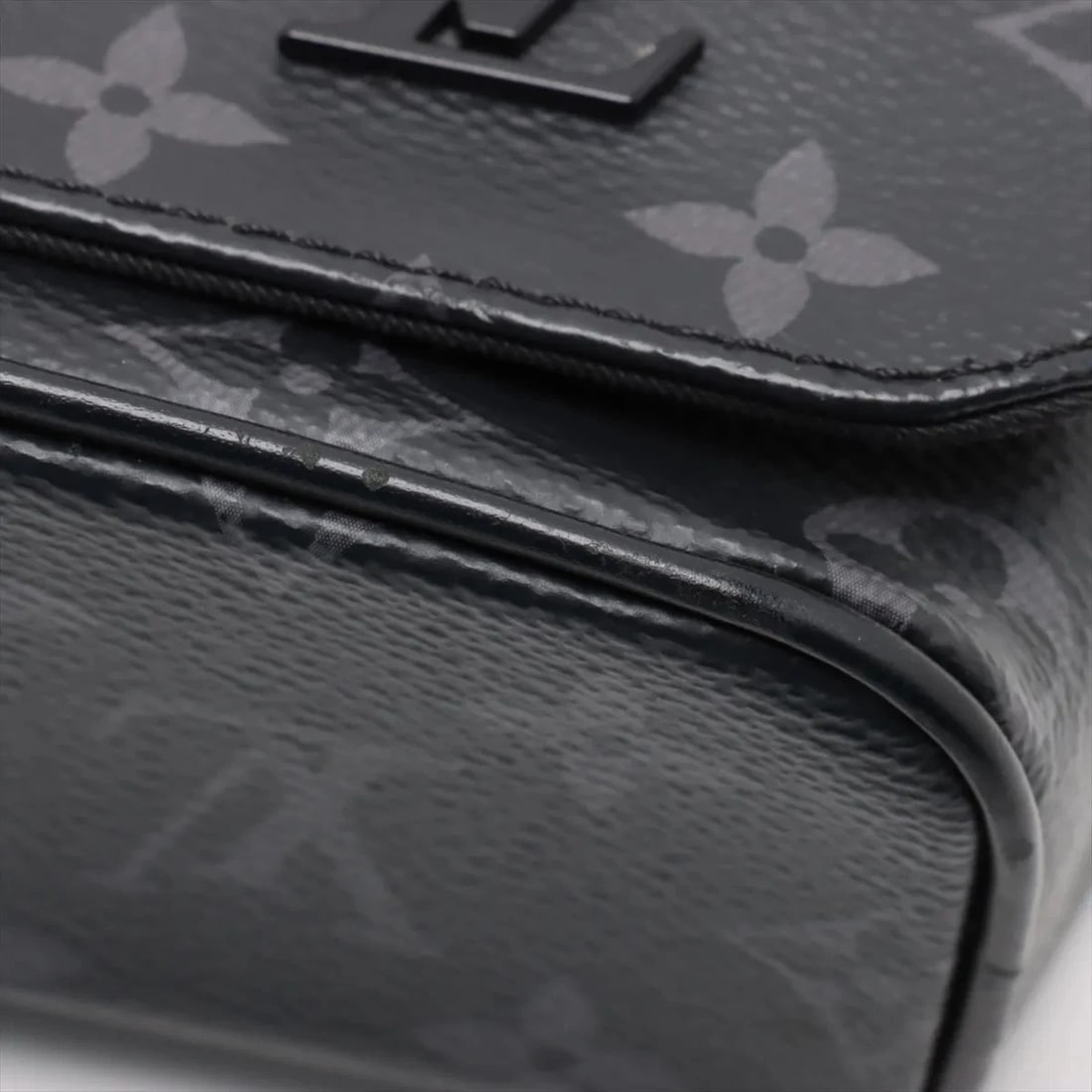 LOUIS VUITTON MONOGRAM ECLIPSE DISTRICT PMNM BLACK - 10