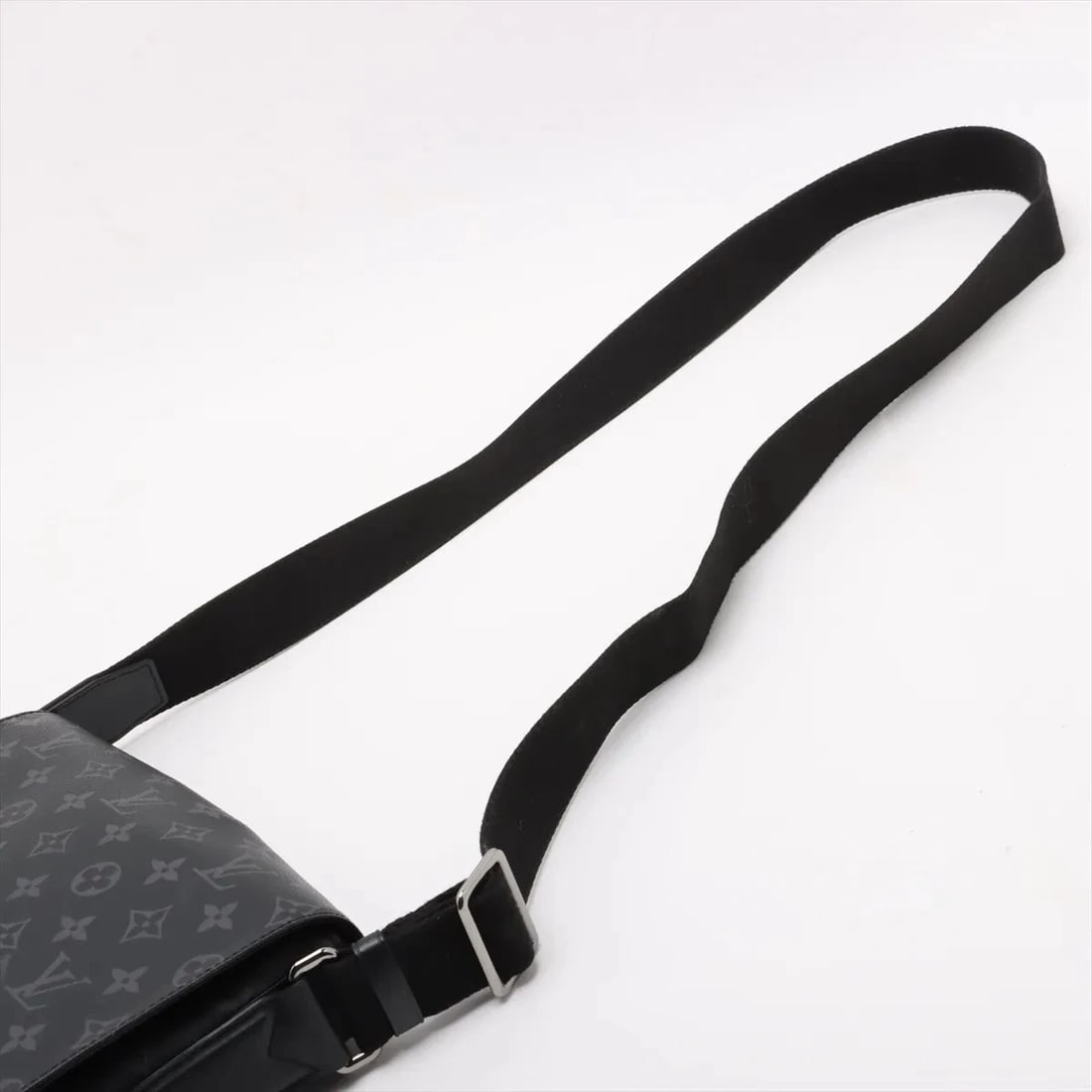 LOUIS VUITTON MONOGRAM ECLIPSE DISTRICT PMNM BLACK - 5