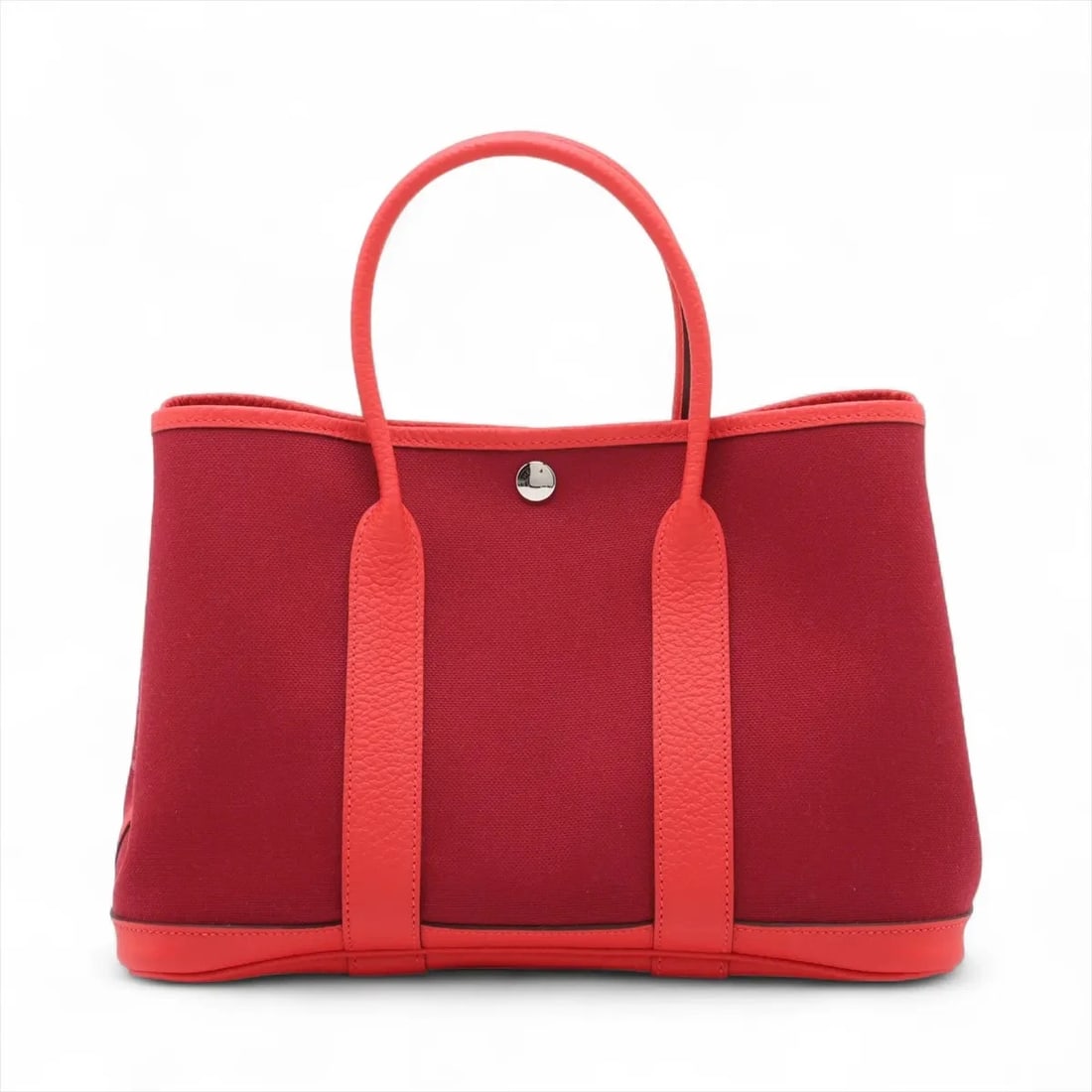 HERMES GARDEN PARTY 30 TPM TWAL MILITARY: Hermes Garden Party 30 TPM Twal military Brand: Hermes Type: Tote bag Material: Toile militaire Color: Rouge Grenat Size: Height:8.3inch Length:12.0inch Depth:5.5inch Handle height:4.1inch Access