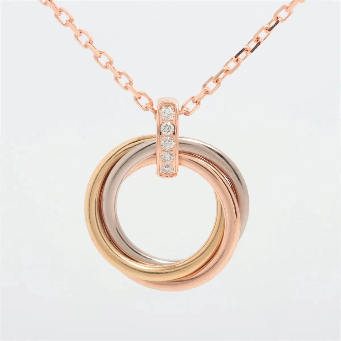 CARTIER TRINITY DIAMOND NECKLACE 750(YG×PG×WG): Cartier Trinity diamond Necklace 750(YG×PG×WG) Brand: Cartier Type: Necklace Material: 750(YG×PG×WG) Main Stone/Creation Natural Color: Not Specified Size: Chain length:41 Accessories: