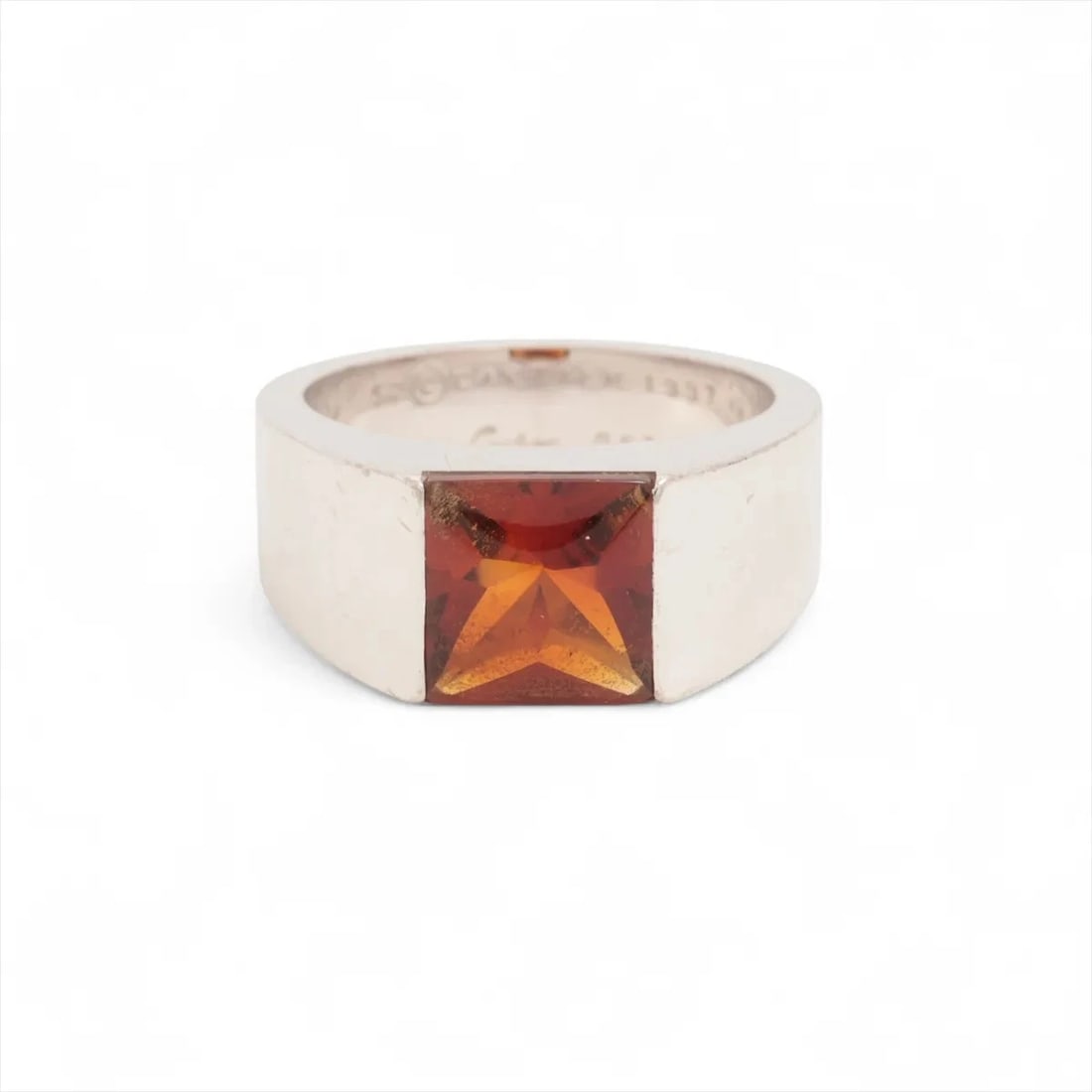 CARTIER TANK CITRINE RING 750(WG): Cartier tank Citrine Ring 750(WG) Brand: Cartier Type: Ring Material: 750(WG) Color: none Size: 5.75 - 6 US Accessories: None Accessories Notice: When purchasing pre-owned goods, please refer
