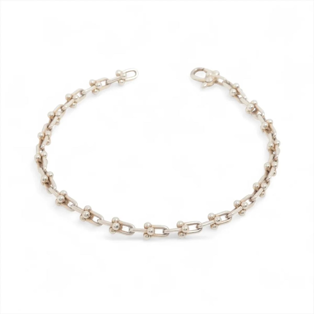 TIFFANY HARDWARE MICRO LINK BRACELET 925 SILVER: Tiffany Hardware Micro Link Bracelet 925 Silver Brand: Tiffany Type: Bracelet Material: 925 Silver Color: Silver Size: Bracelet length:15.5 Accessories: None Accessories Notice: When purch